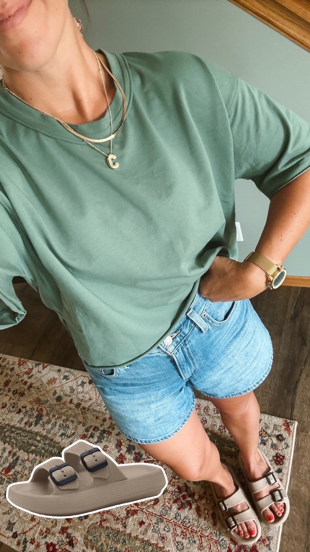 Levi cinched waist shorts for the win! On major sale.

Small in top, shorts fit tts

#LTKootd #LTKgrwm #LTKSaleAlert