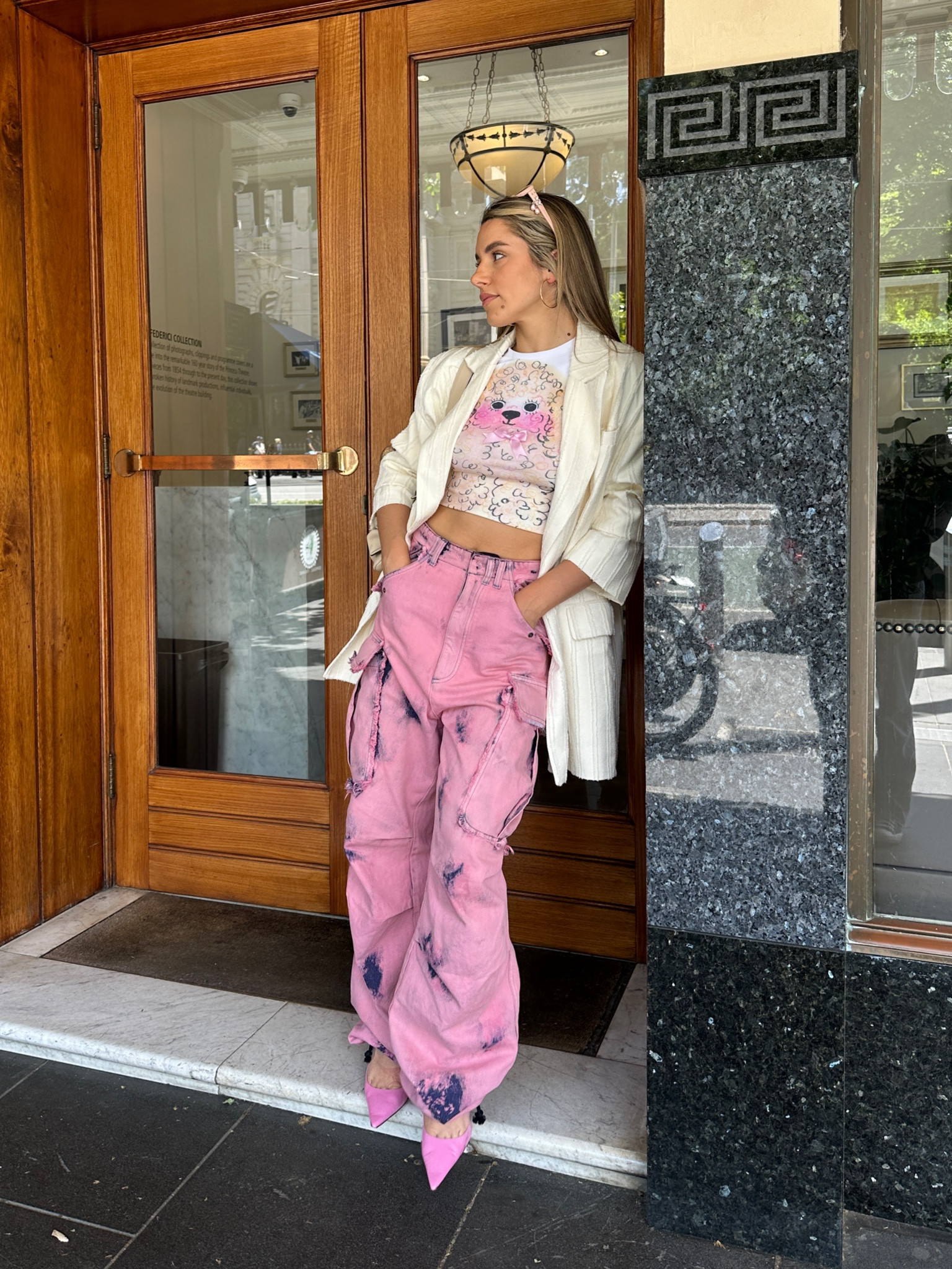 Pink & white colour combo 🌸🤍 
Styling my favourite Blanca blazer, I love how oversized this pieces is, I’m wearing medium!

#LTKaustralia #LTKstyletip