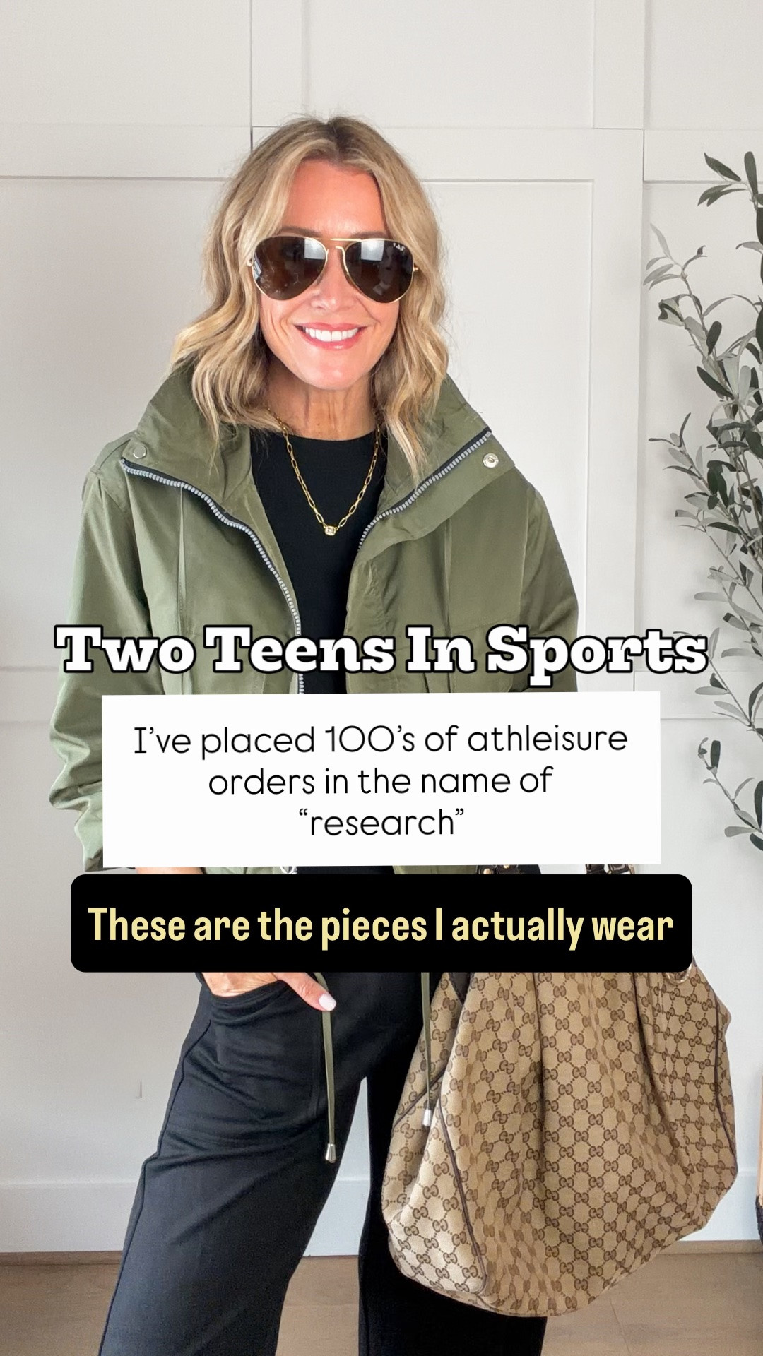 Carpool mom looks
Sports mom outfits
Casual fall outfits