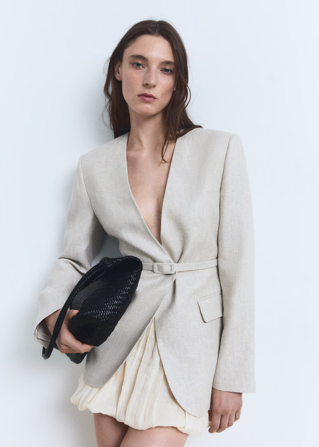 Medium braided leather shoulder bag black - Woman - One size - MANGO | Mango (US/MX/AU)