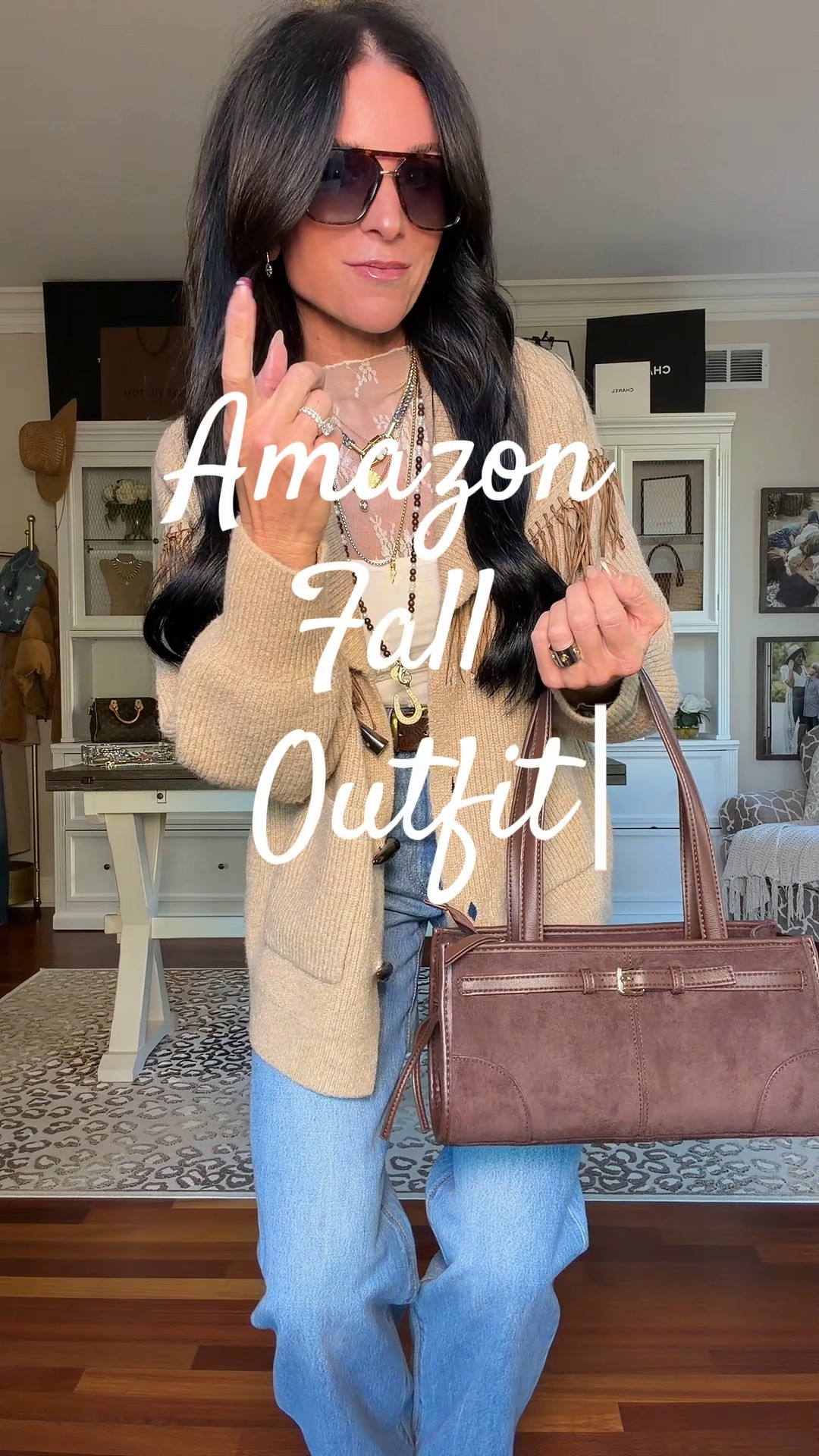@Artizan Joyeria @Target @Shopbop 
Fall outfit idea
25 denim
Small in sweater and tops