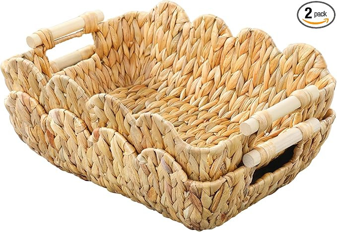 Gift Basket, Cute Wicker Basket for Gifts, Scalloped Woven Water Hyacinth Storage Basket with Woo... | Amazon (US)