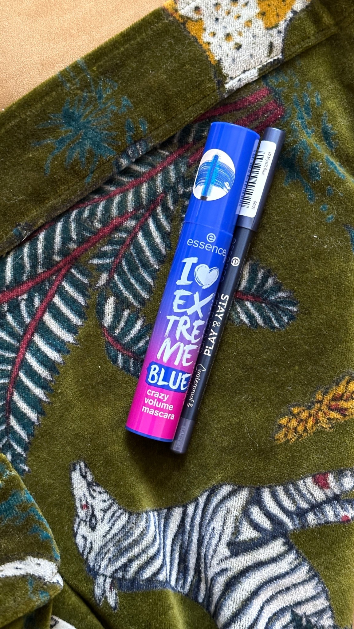 Products I used to achieve my blue mascara I look

#LTKBeauty #LTKFindsUnder50