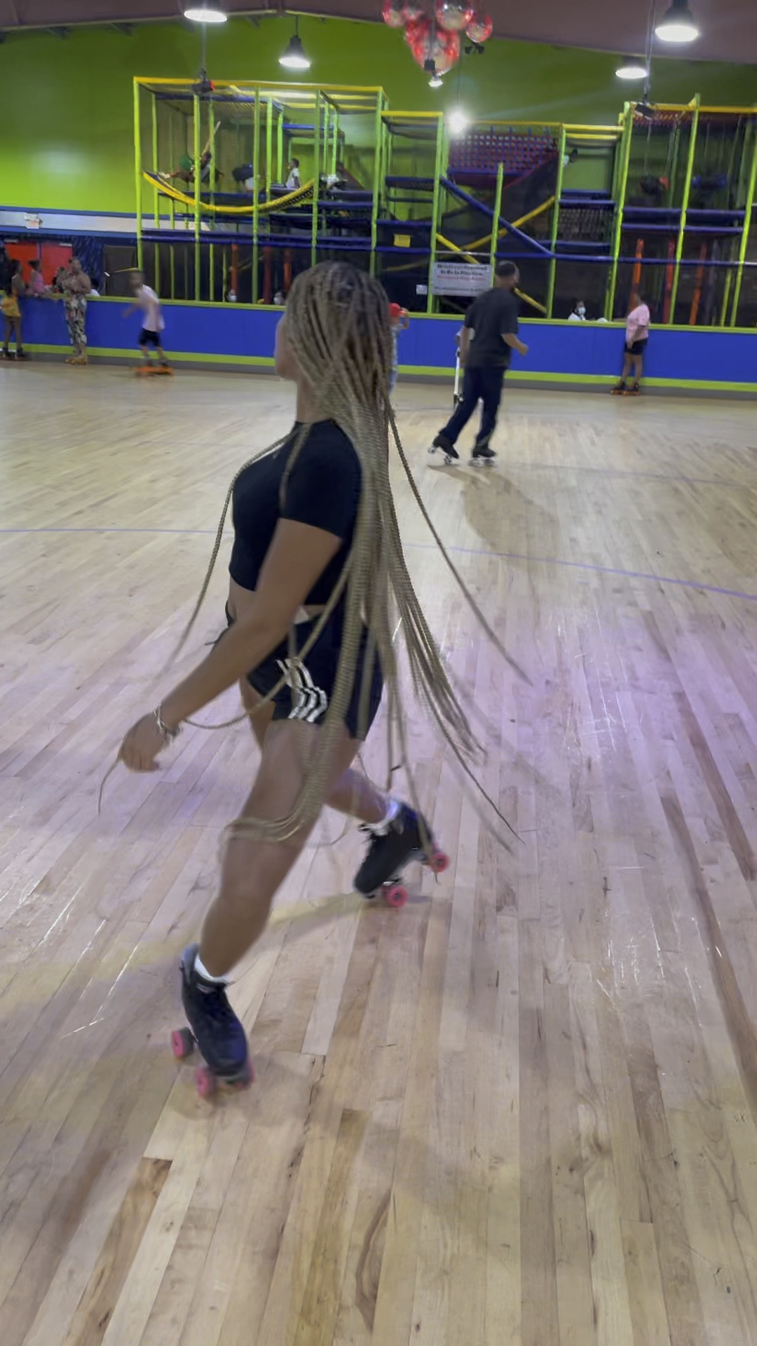 I’m still learning how to dip 🛼

#LTKfitness #LTKGiftGuide