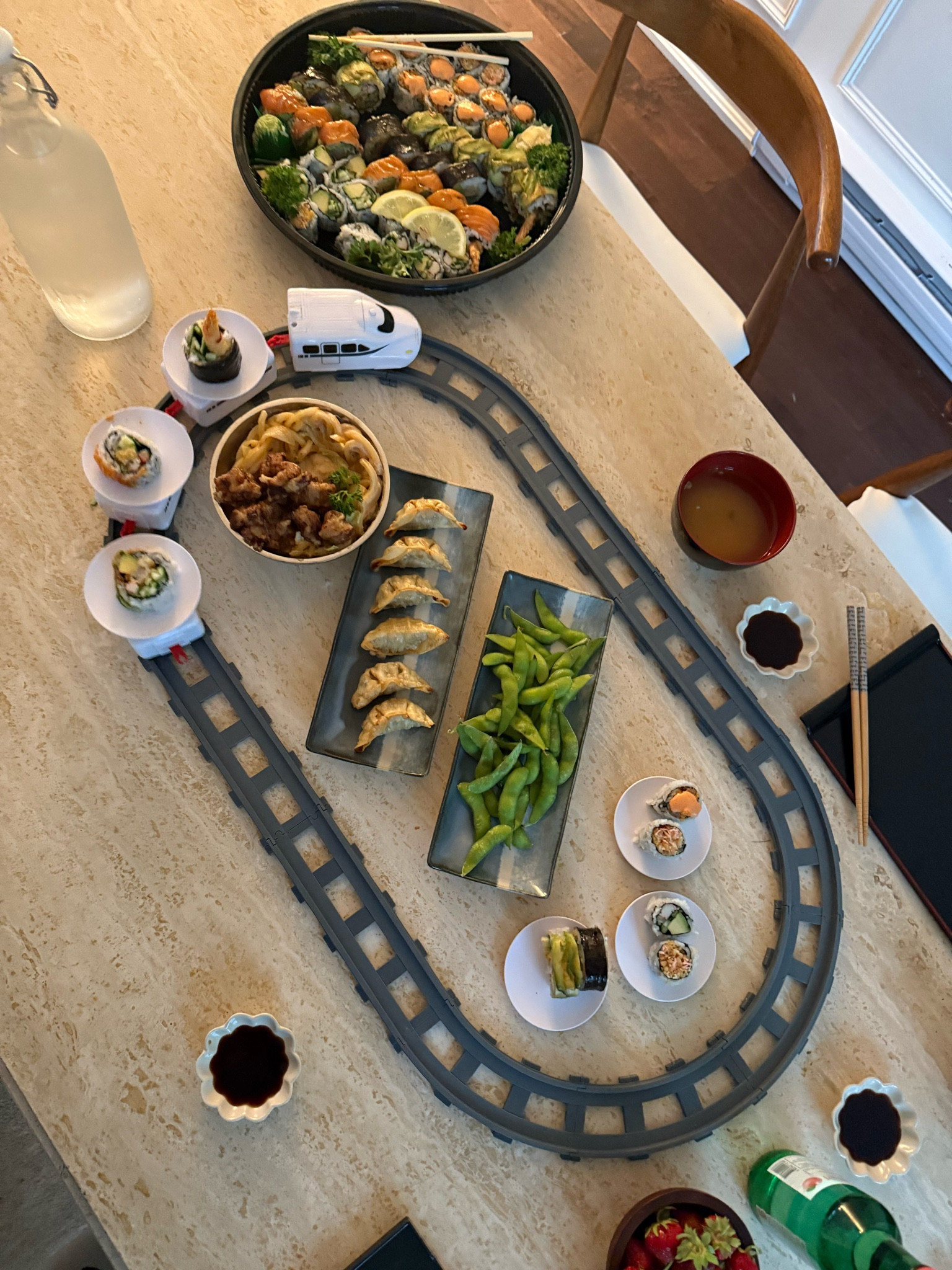 Sushi at home 🍱🍣🥢

#LTKfamily #LTKcasa #LTKcanada