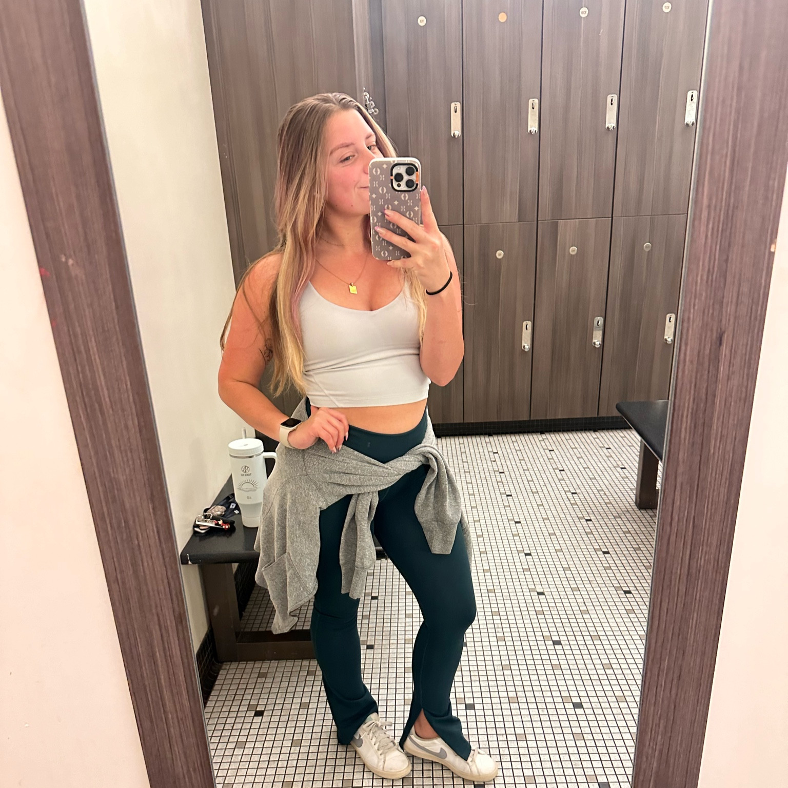 Nothing a cute workout fit can’t motivate 

#LTKActive #LTKfindsunder100 #LTKfitness