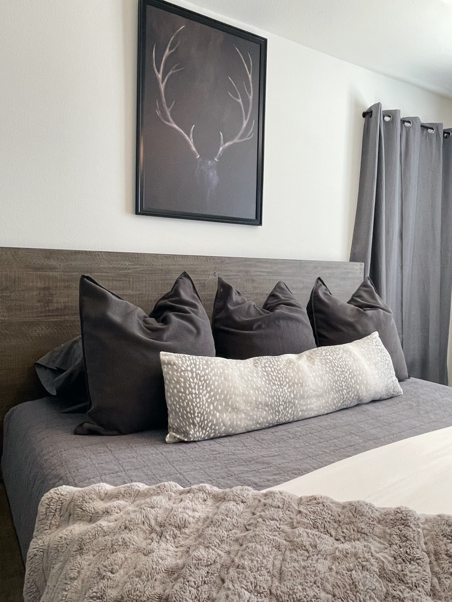 Gray Bedding

Gray master bedroom, moody master bedroom, dark master bedroom, master bedroom inspo, antelope lumbar pillow, gray throw pillows, gray blanket, fluffy and heavy blanket, white and gray bedding, heavy quilt, casaluna bedding, target bedding, Amazon bedding, Amazon gray throw pillows, deer art, bunch art, dark deer art, wayfair art, wayfair deer art, wood platform king bed, square wood bed, modern wood bed, Morgan Grace

#LTKHome #LTKSaleAlert #LTKStyleTip