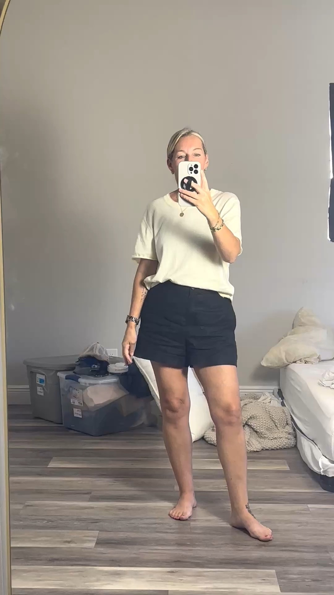 Large top and 8 shorts. The comfiest of comfy. Relaxed casual and chic. These linen shorts are 10/10.

#LTKootd #LTKdayinmylife #LTKMidsize