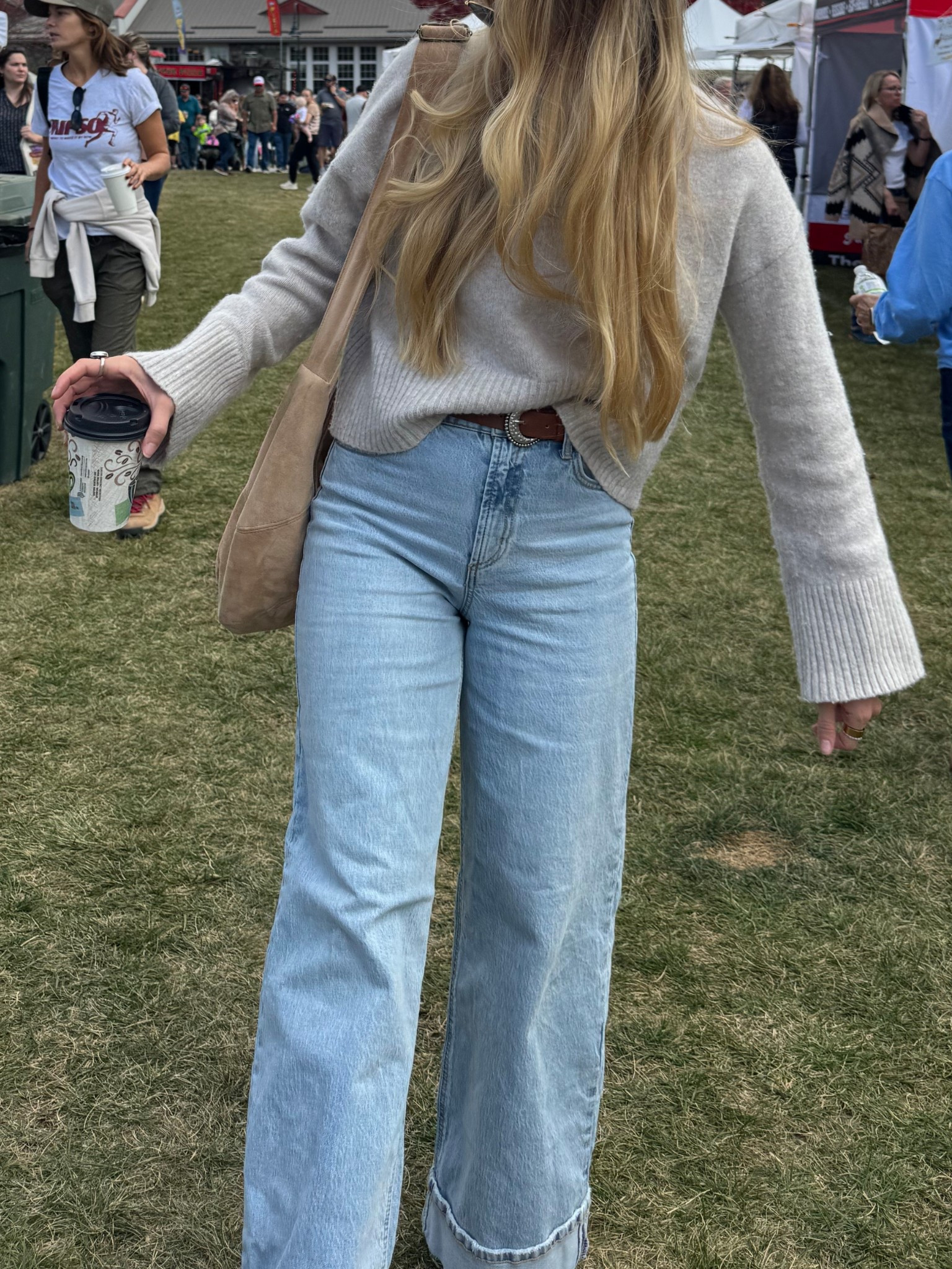 perfect jeans that I got second hand but here are some similar!! First one is identical👖✨

#LTKU #LTKStyleTip