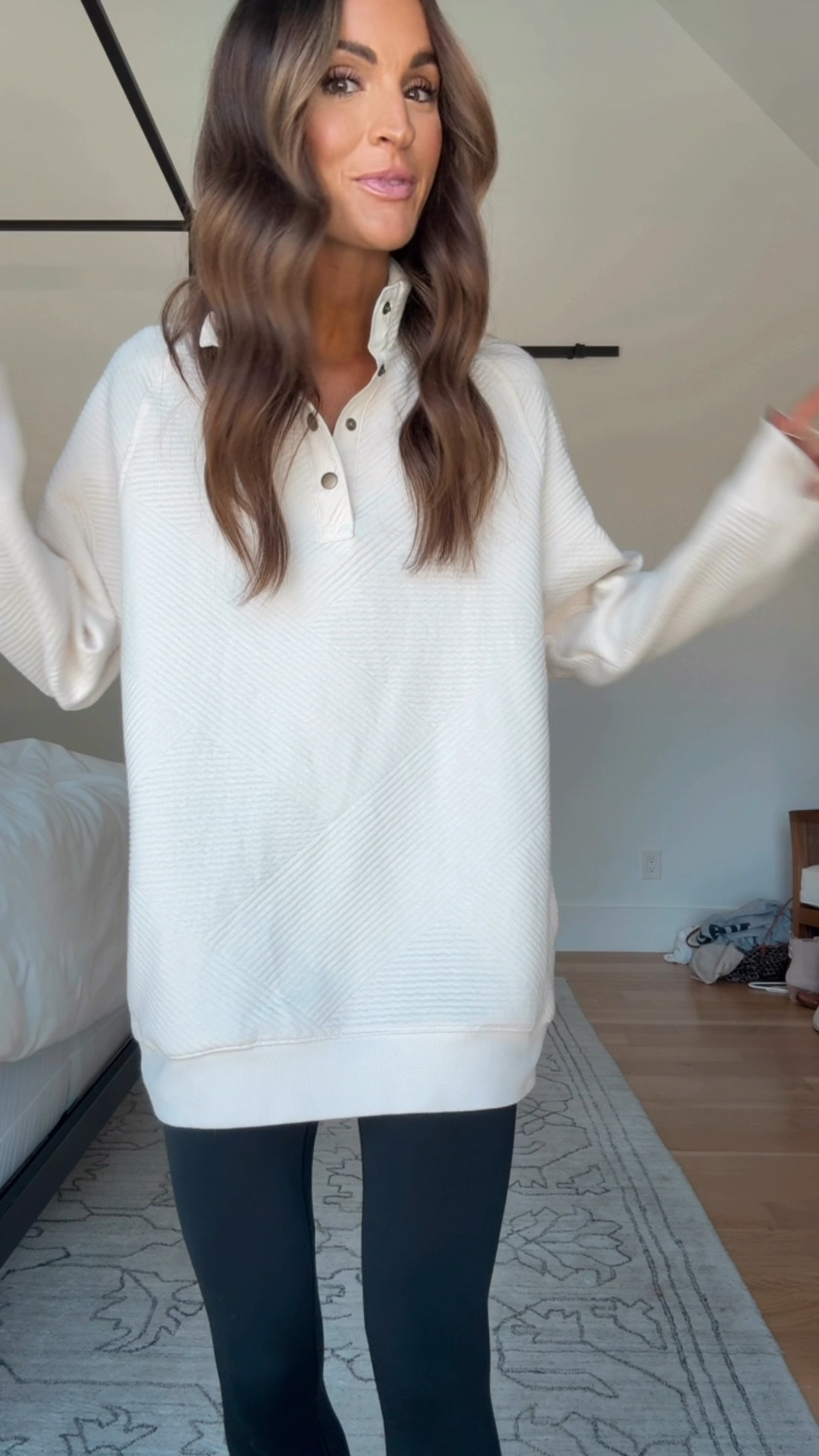 target men’s pullover! wearing size medium 