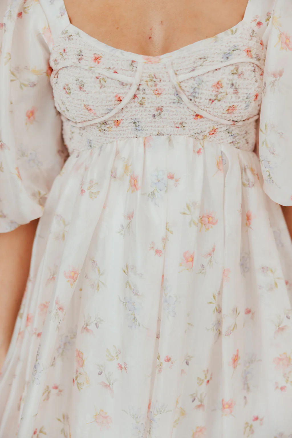 Harlow Maxi Dress in Tiny Pink Floral - Bump Friendly & Inclusive Sizi | Worth Collective