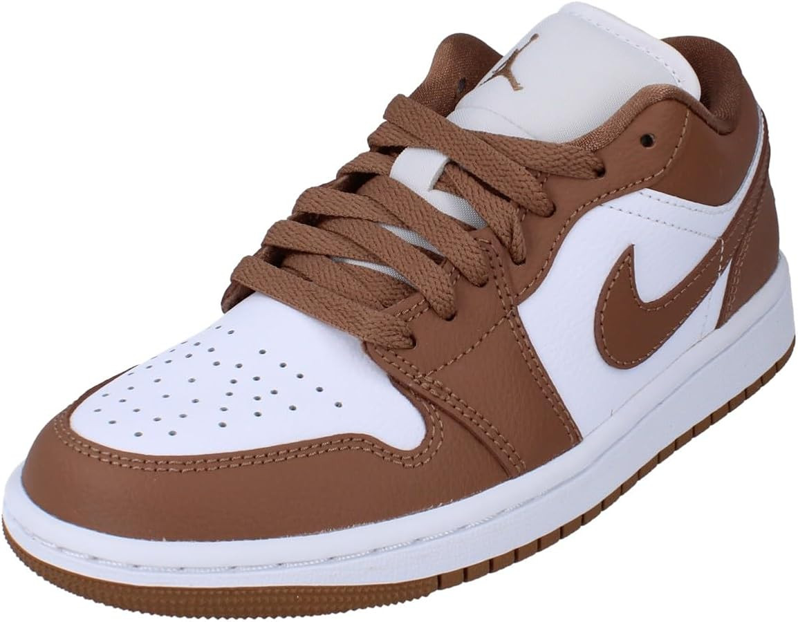 Nike Women's Air Jordan 1 Low Sneaker | Amazon (US)