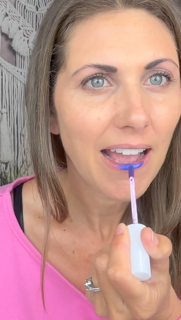 Trying the viral lip stain to see how well it works

#LTKBeauty #LTKVideo #LTKFindsUnder50