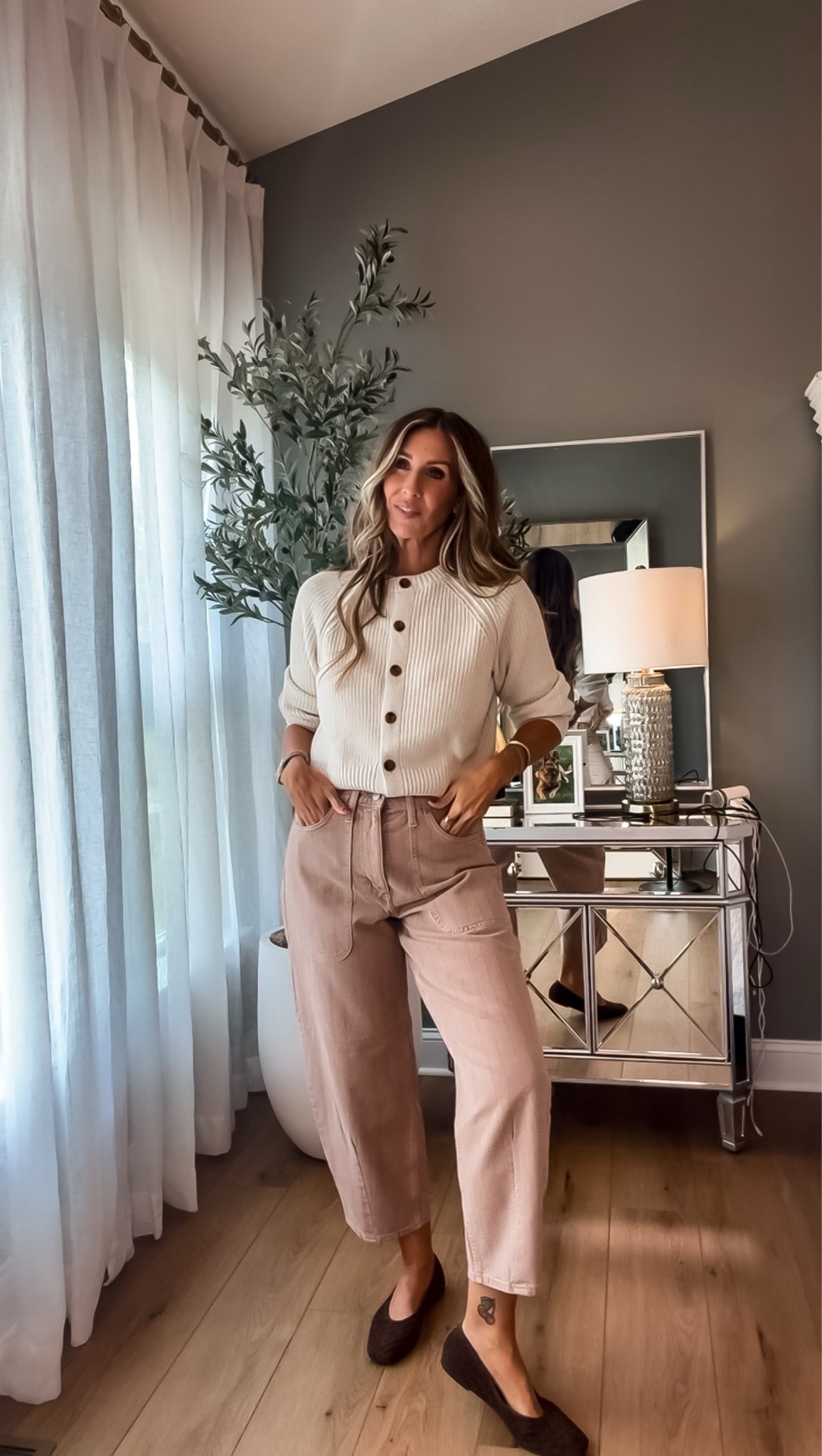 This cardigan is one of those pieces you’ll wear on repeat all season. The soft knit, oversized buttons, and relaxed fit make it easy to pair with denim, trousers, or skirts, and the neutral color goes with everything already in your closet.

button cardigan, neutral cardigan, fall sweater, everyday outfit, workwear style, casual chic, women’s knitwear, capsule wardrobe, fall fashion, TheMomInStyle

#LTKootd #LTKSeasonal #LTKOver40