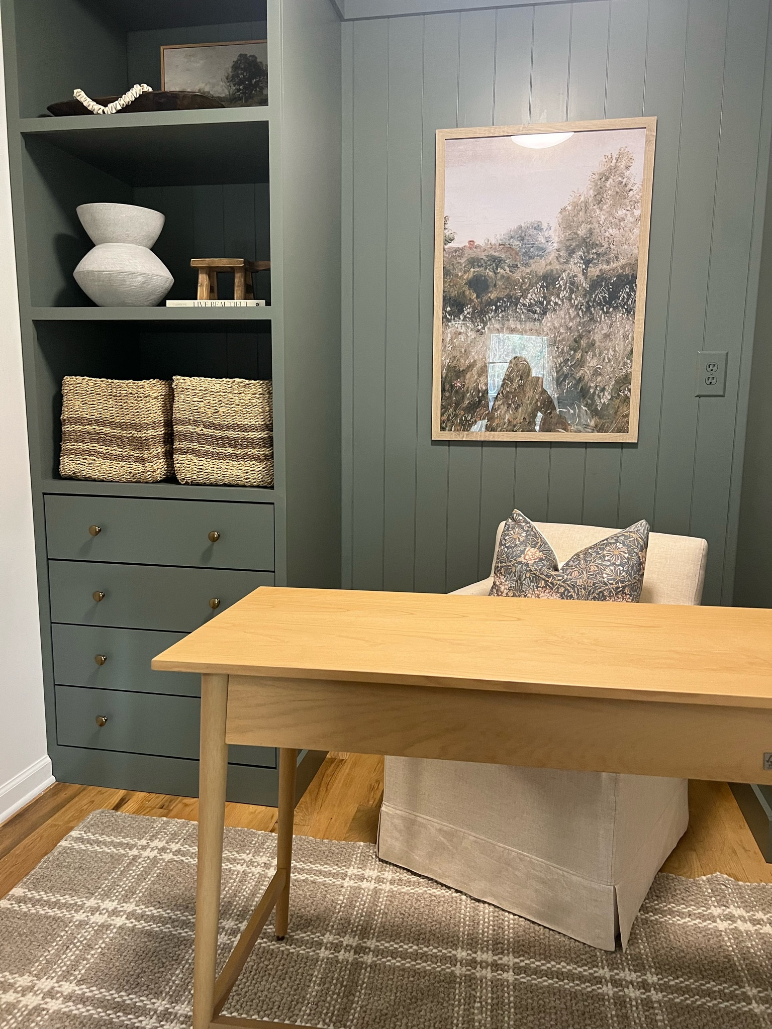 Home Office, home office decor, office desk, office chair, affordable home office ideas #homeoffice

#LTKworkwear #LTKhome