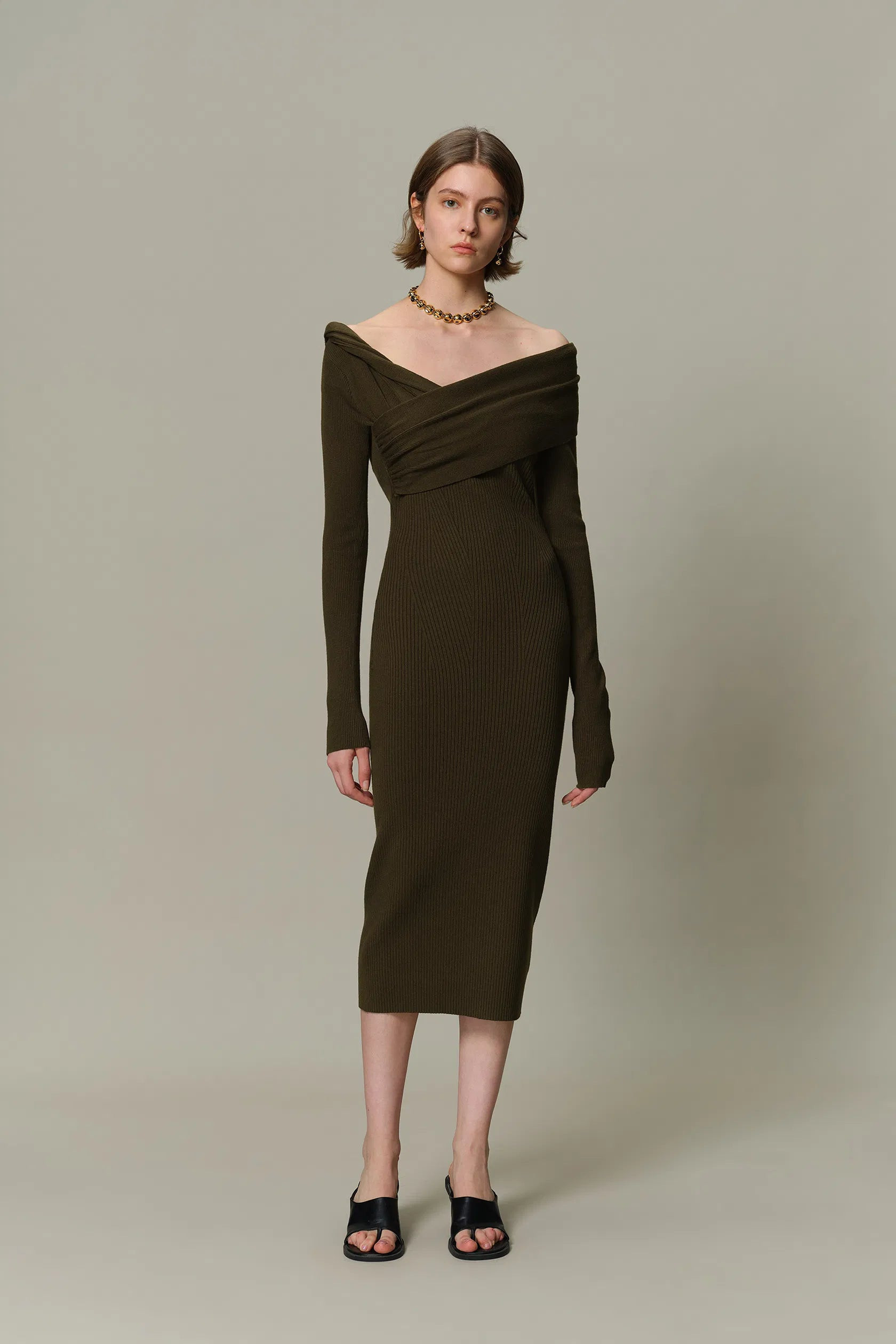 Veronica Fitted Dress in Anti-Pilling Knit | Fabrique