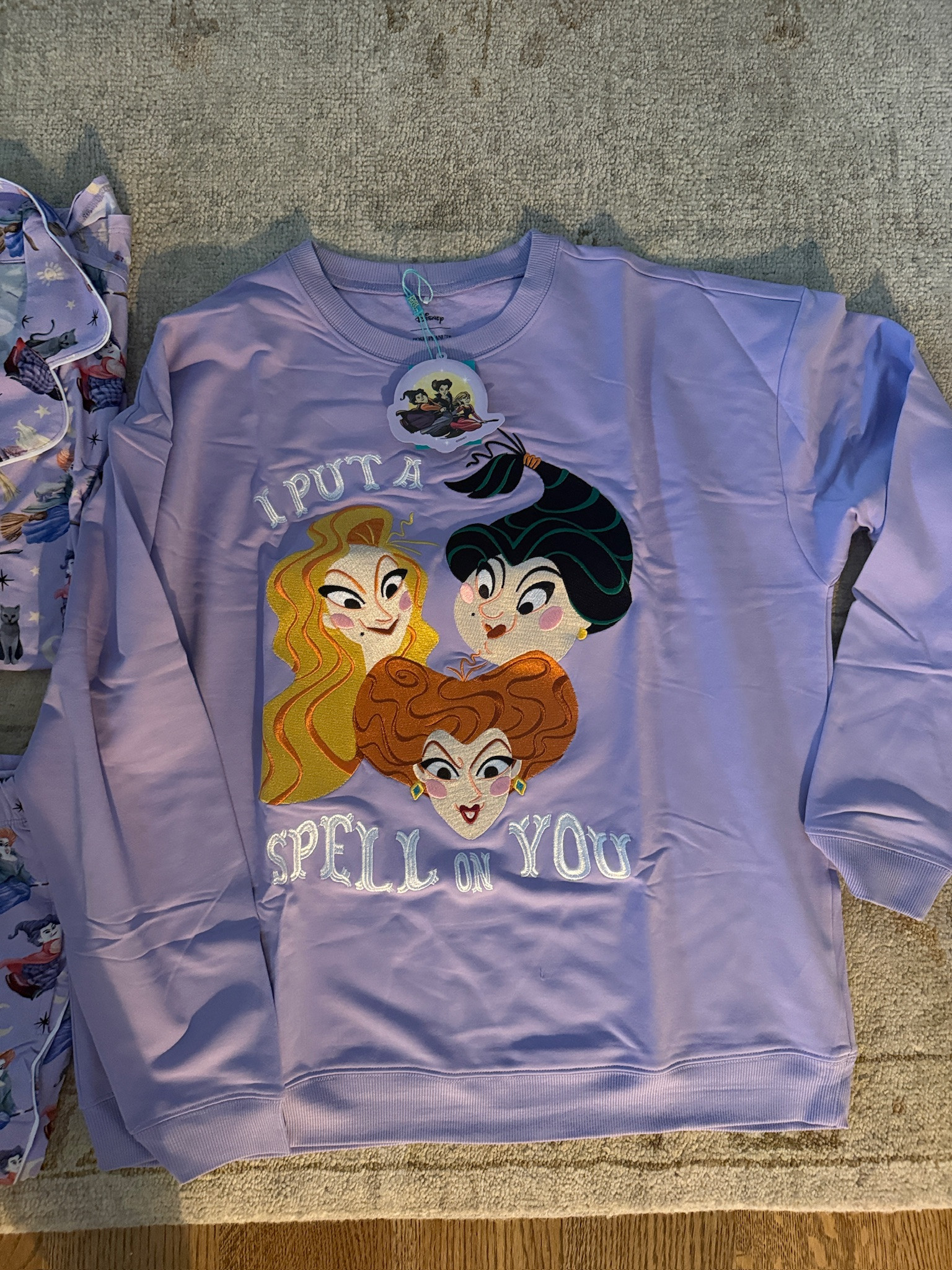 Obsesssed with these pjs

Posh peanut, posh peanut women’s, women’s pjs, Halloween pjs for women, Halloween posh peanut, grace white

#LTKgrwm #LTKootd #LTKSeasonal