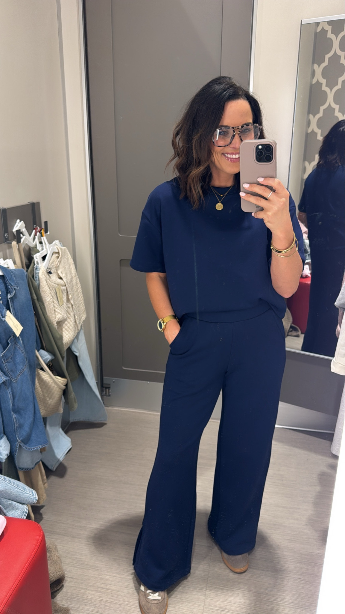 Look at this navy set from @Target ! So pretty and so comfortable. Perfect for long days on the go. Great for running errands, traveling, or just around the house. 

Navy sets target must haves affordable fashion easy casual style mom approved mom life travel running errands active wear pretty sets Target finds casual VintagePickin 

#LTKPetite #LTKdayinmylife #LTKActive