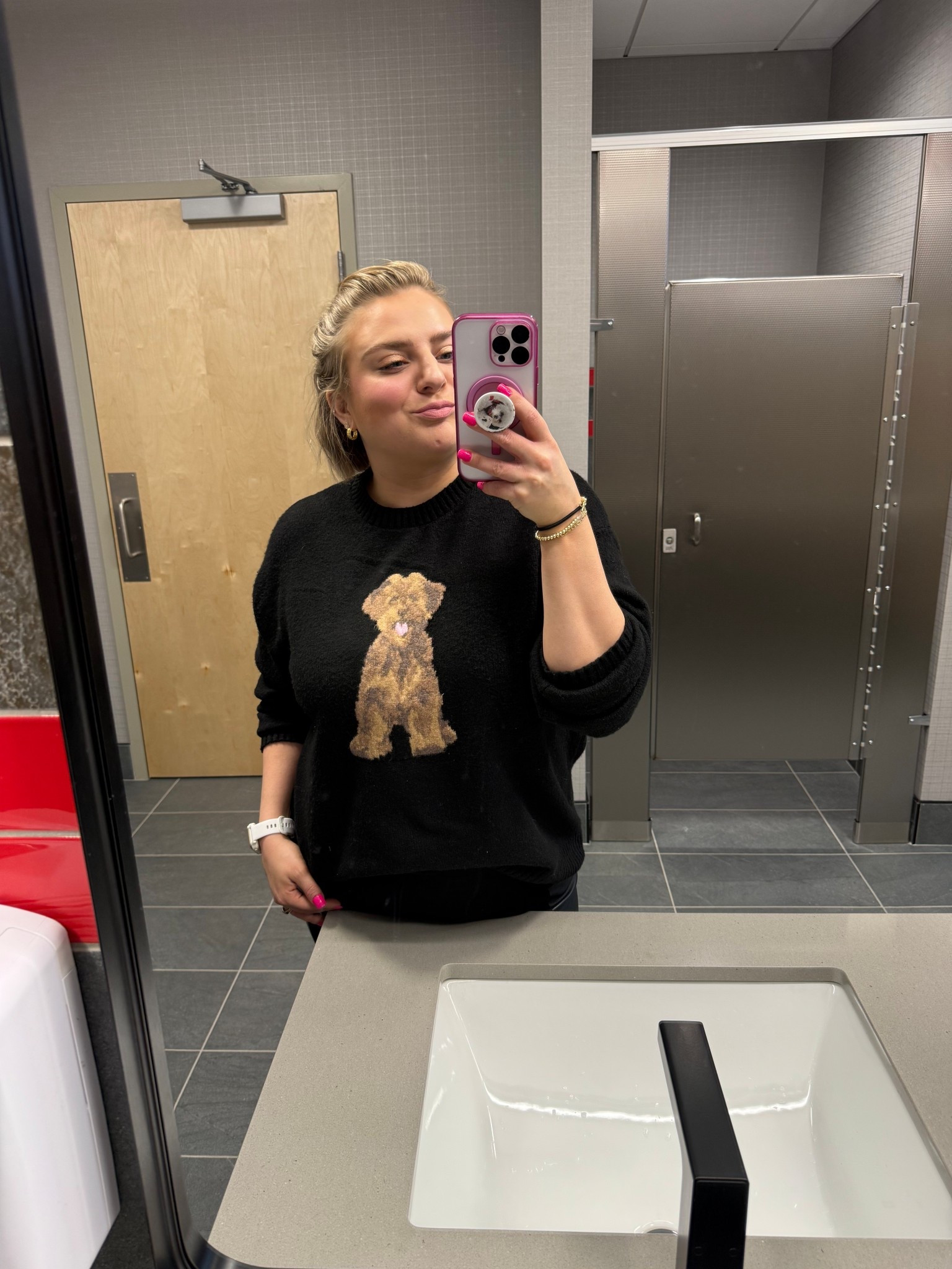 Where’s all my dog lovers?! Golden doodle sweater on clearance🐶  in size Large, Medium would’ve fit also!

#LTKgrwm #LTKMidsize #LTKootd