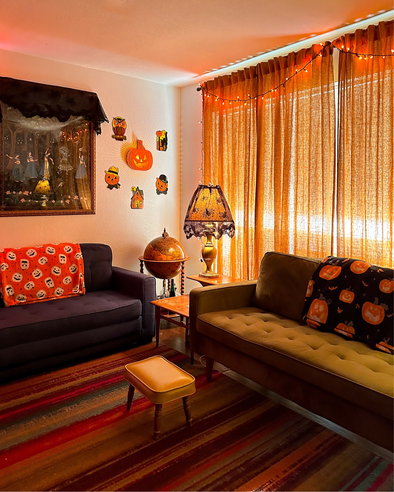 Cozy Halloween living room

#LTKhome #LTKfindsunder50 #LTKSeasonal