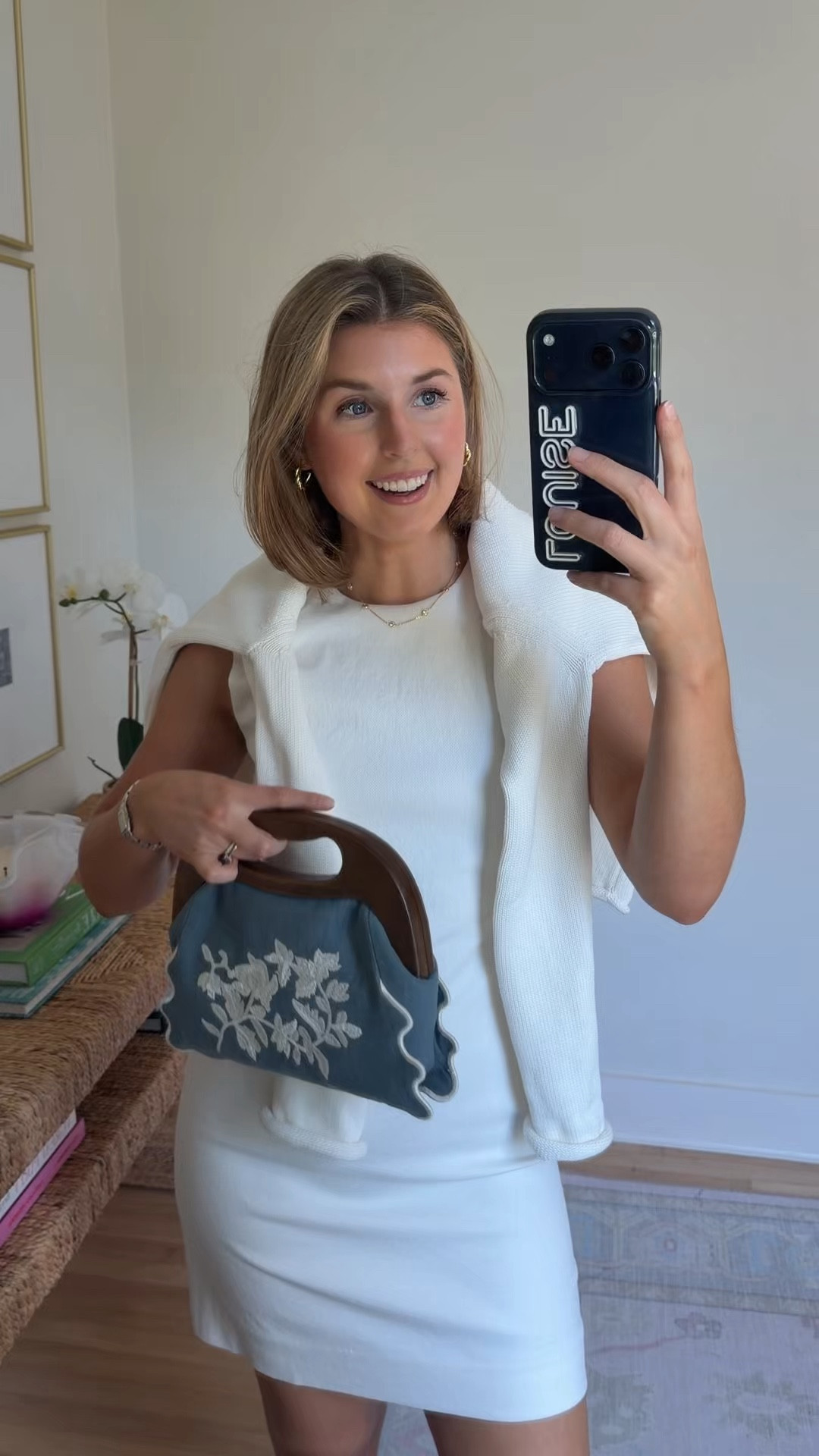 Summer outfit idea perfect for MDW or 4th of July! Wearing a S.

@Tuckernuck #TuckernuckPartner