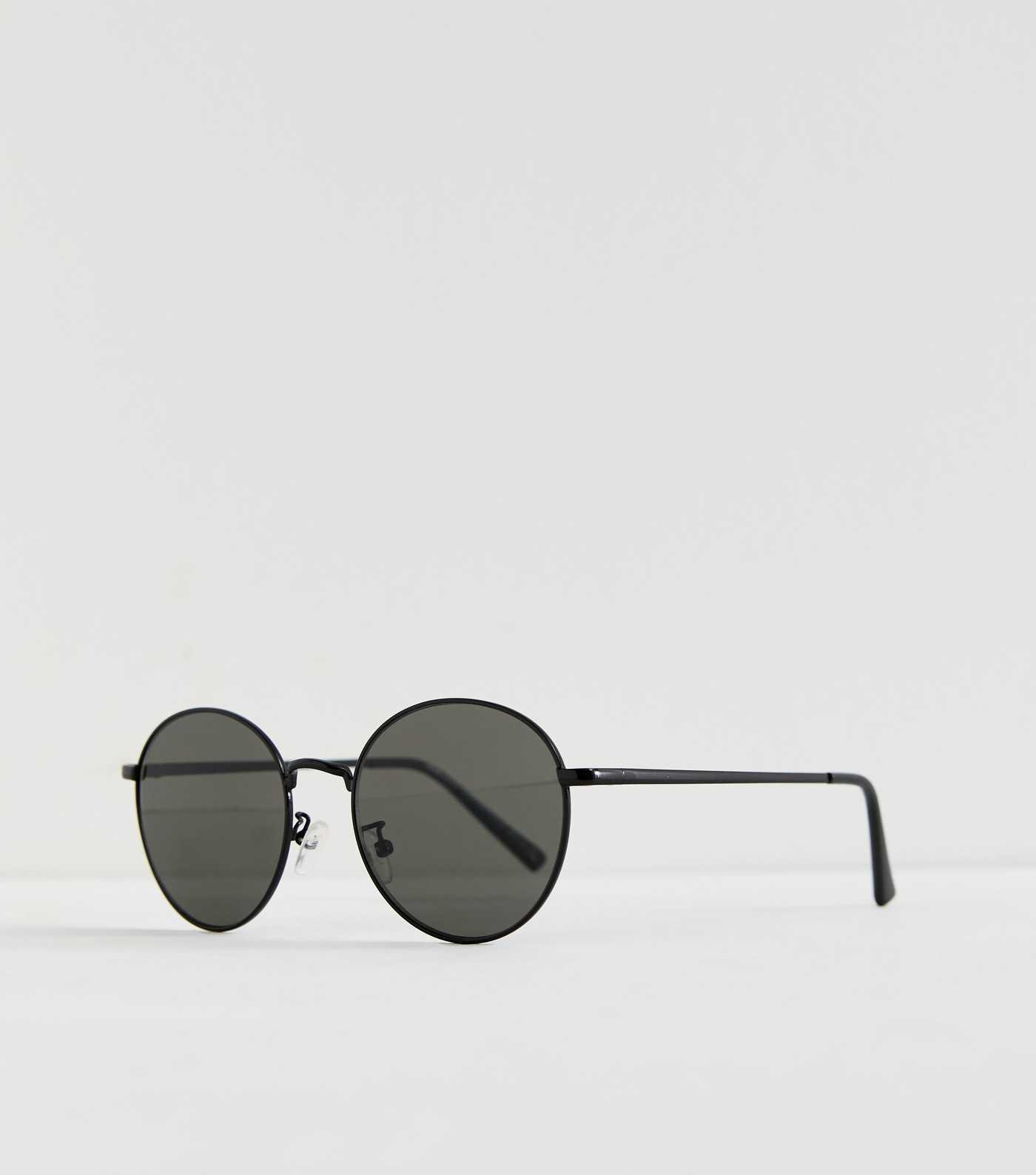 Black Metal Round Frame Sunglasses | New Look | New Look (UK)