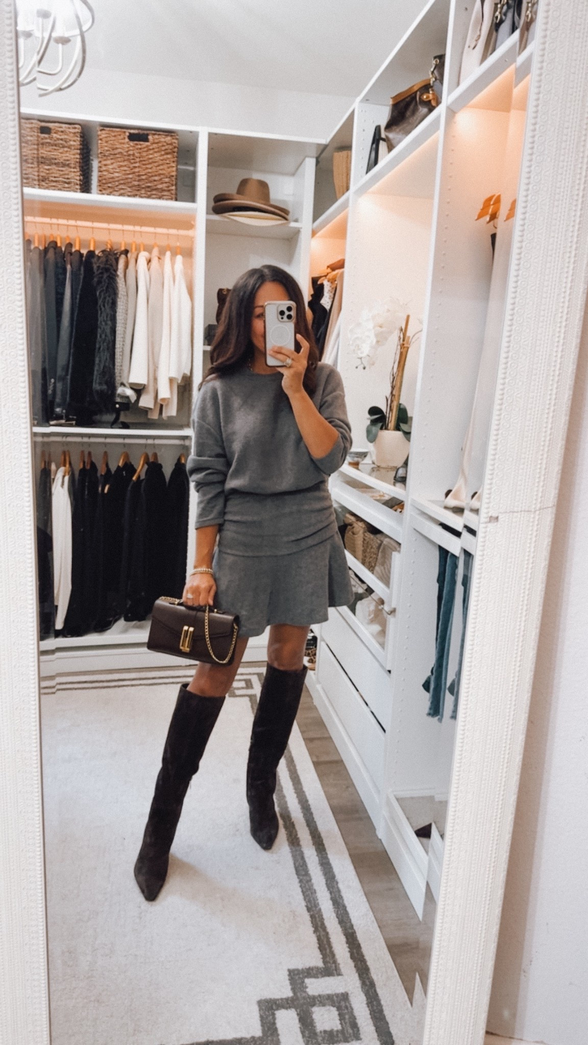 Cozy materiel- perfect for Thanksgiving/Friendsgiving, hosting
wearing a medium 
Boots TTS 

#LTKStyleTip #LTKFindsUnder100