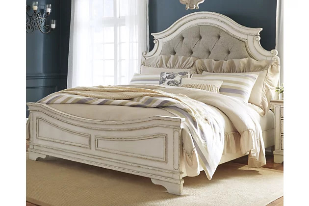 Realyn Queen Upholstered Panel Bed | Ashley