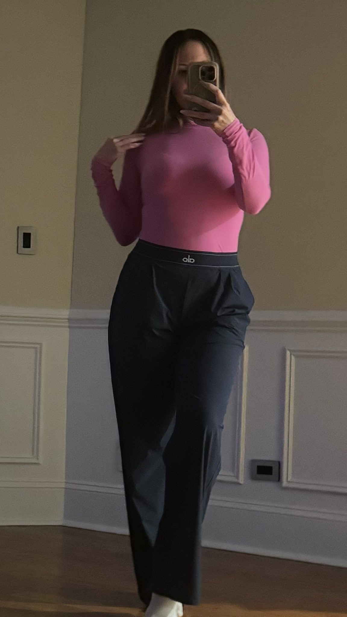 My favorite cozy and comfortable combination- Alo suit up trousers and Skims soft smoothing shirt 

#LTKdayinmylife #LTKTall #LTKgrwm