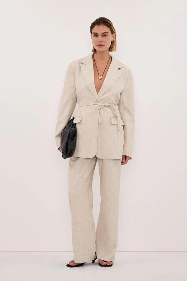 CYRUS NATURAL CINCHED BLAZER | DISSH