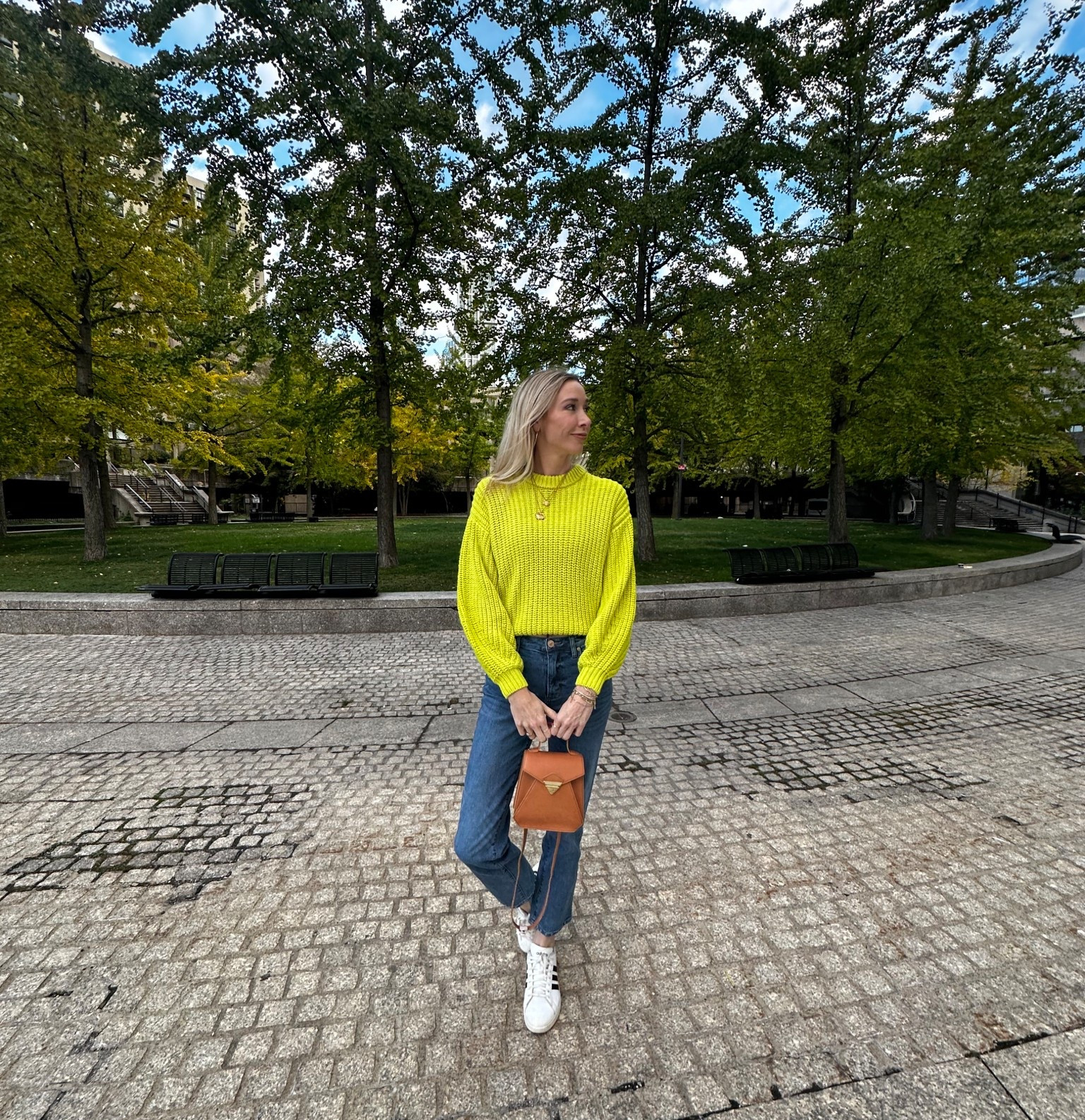 Chunky and bright green statement sweater

#LTKFindsUnder100 #LTKSeasonal #LTKSaleAlert