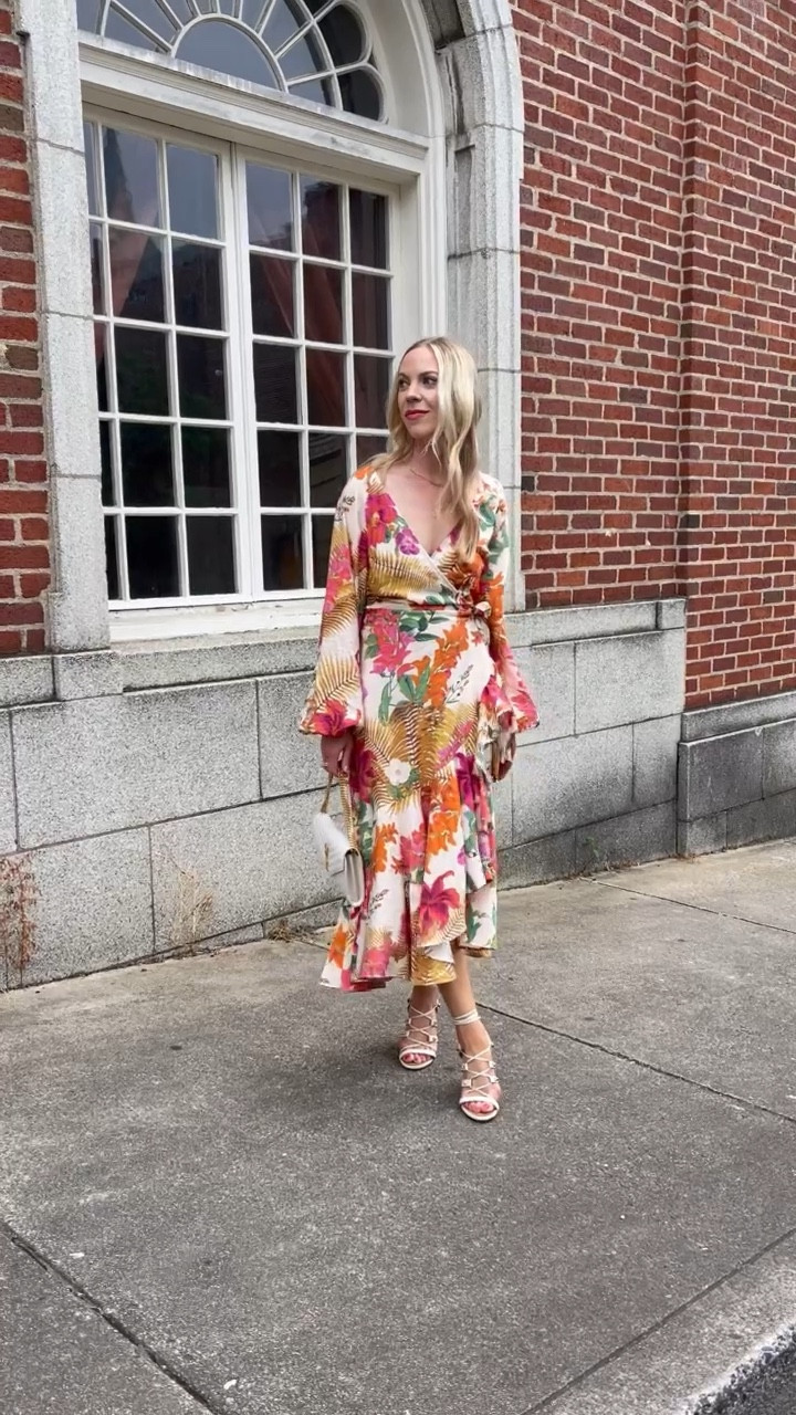 Floral print maxi dress - under $50! Perfect for a summer date night 💐

#LTKitbag #LTKstyletip #LTKunder50