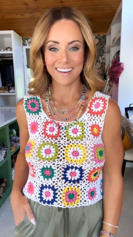 New in summer accessories + some fun tops!  The pants can be found at your local Dillards store!  I’ve linked up everything that I can!

#kbstyled #accessories #summeraccessories #statementaccessories #colorfulaacessories #layeringnecklaces #waterproofjewelry


#LTKOver40 #LTKFindsUnder100 #LTKFindsUnder50