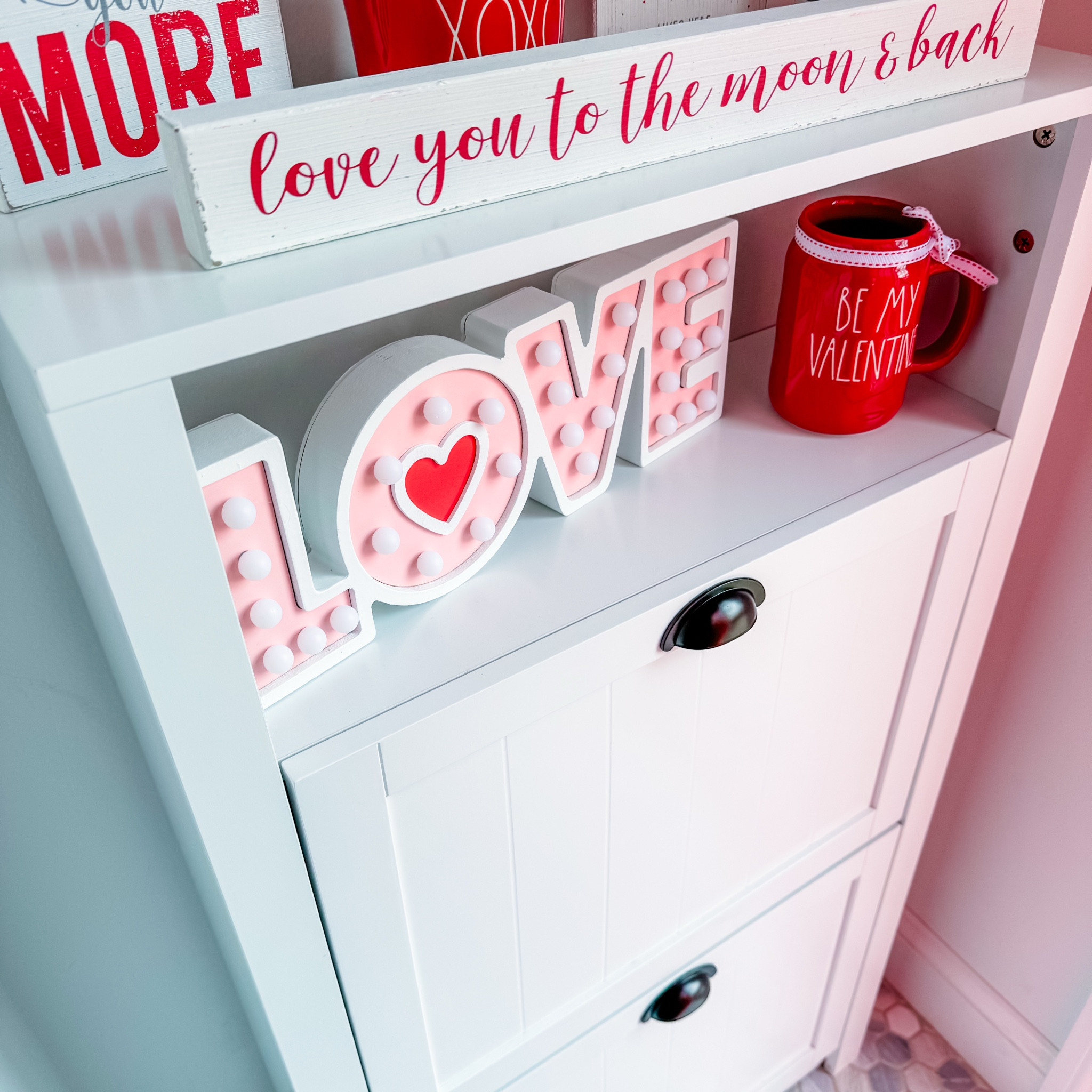 If you don’t have a lot of space for shoe storage, this is perfect!! Linking similar!

#organize #shoeorganization #shoestorage #smallspace

#LTKFamily #LTKHome #LTKWatchNow