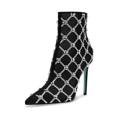 Betsey Johnson Women's Larkk Bootie, Black, 5.5 | Amazon (US)