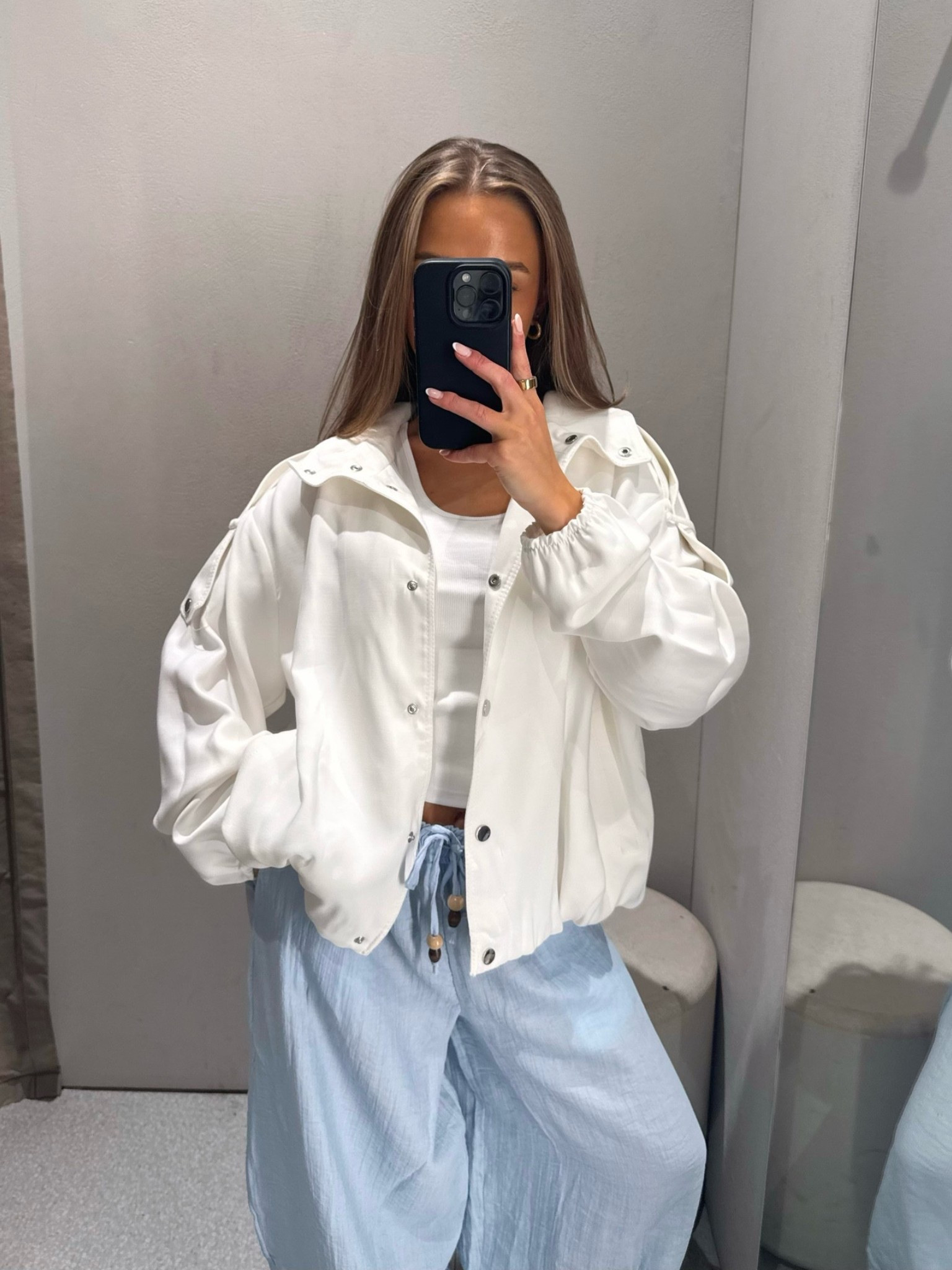 new in zara summer outfits!!🍋

Outfit inspo ideas casual white jacket blue linen balloon light barrel trousers tie waist oversized ootd everyday

#LTKsummer #LTKuk #LTKeurope