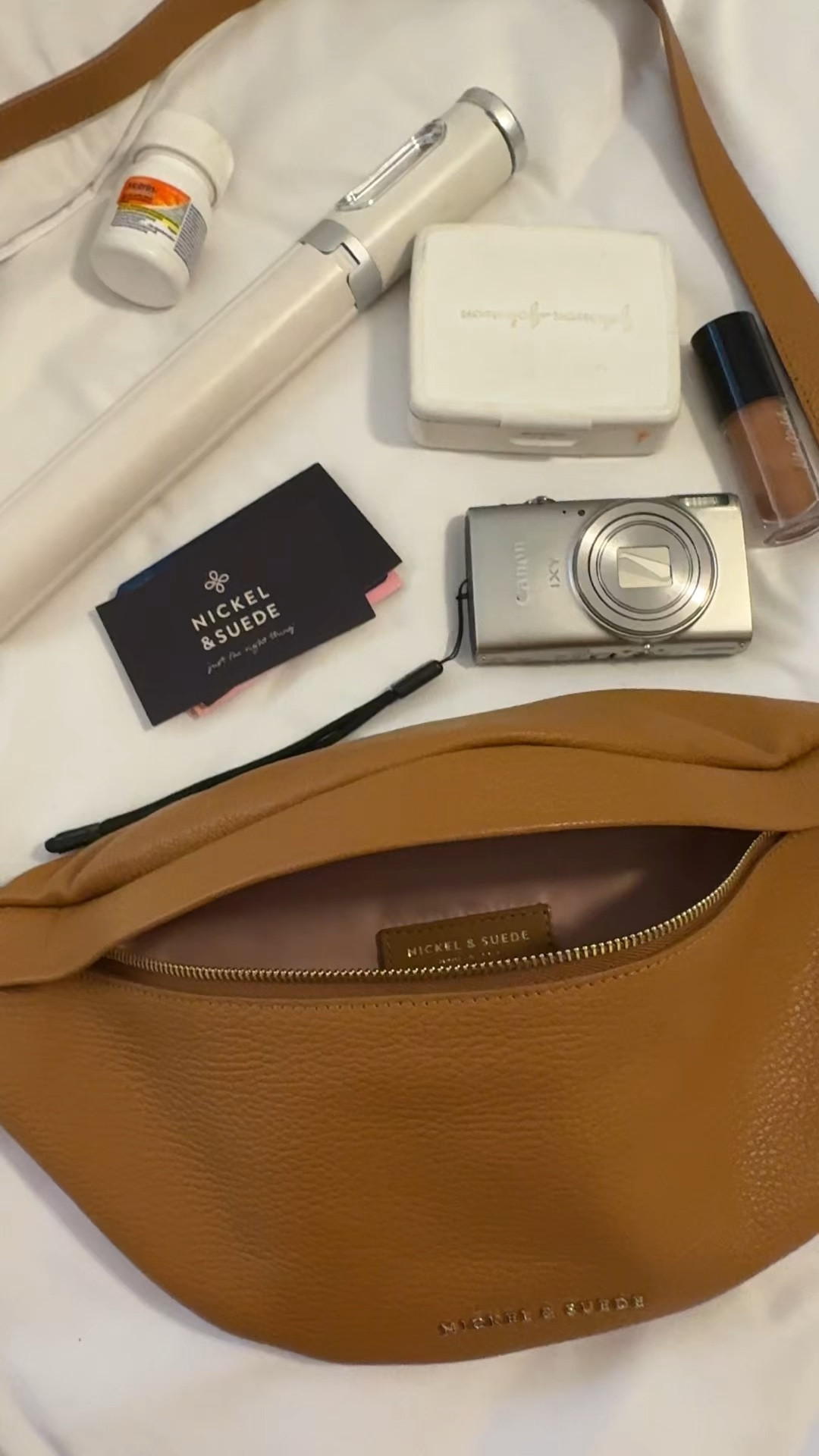 The most spacious bag 💼 @Nickel & Suede 