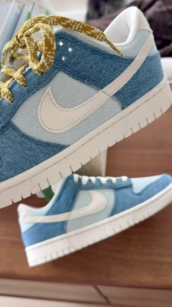 Nike
Sneakers 
Dunk 

#LTKActive