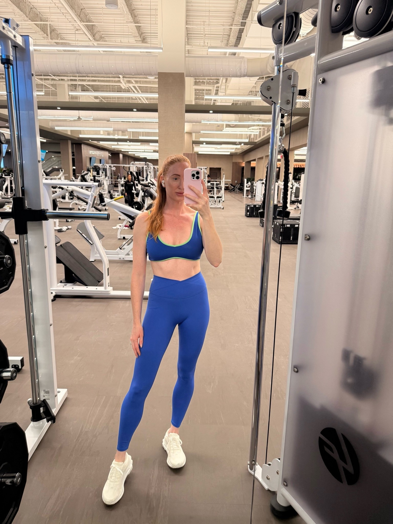 Gym ootd matching blue set from CSB 

Wearing large top and medium leggings 💙

#LTKdayinmylife #LTKootd #LTKfitnessgoals