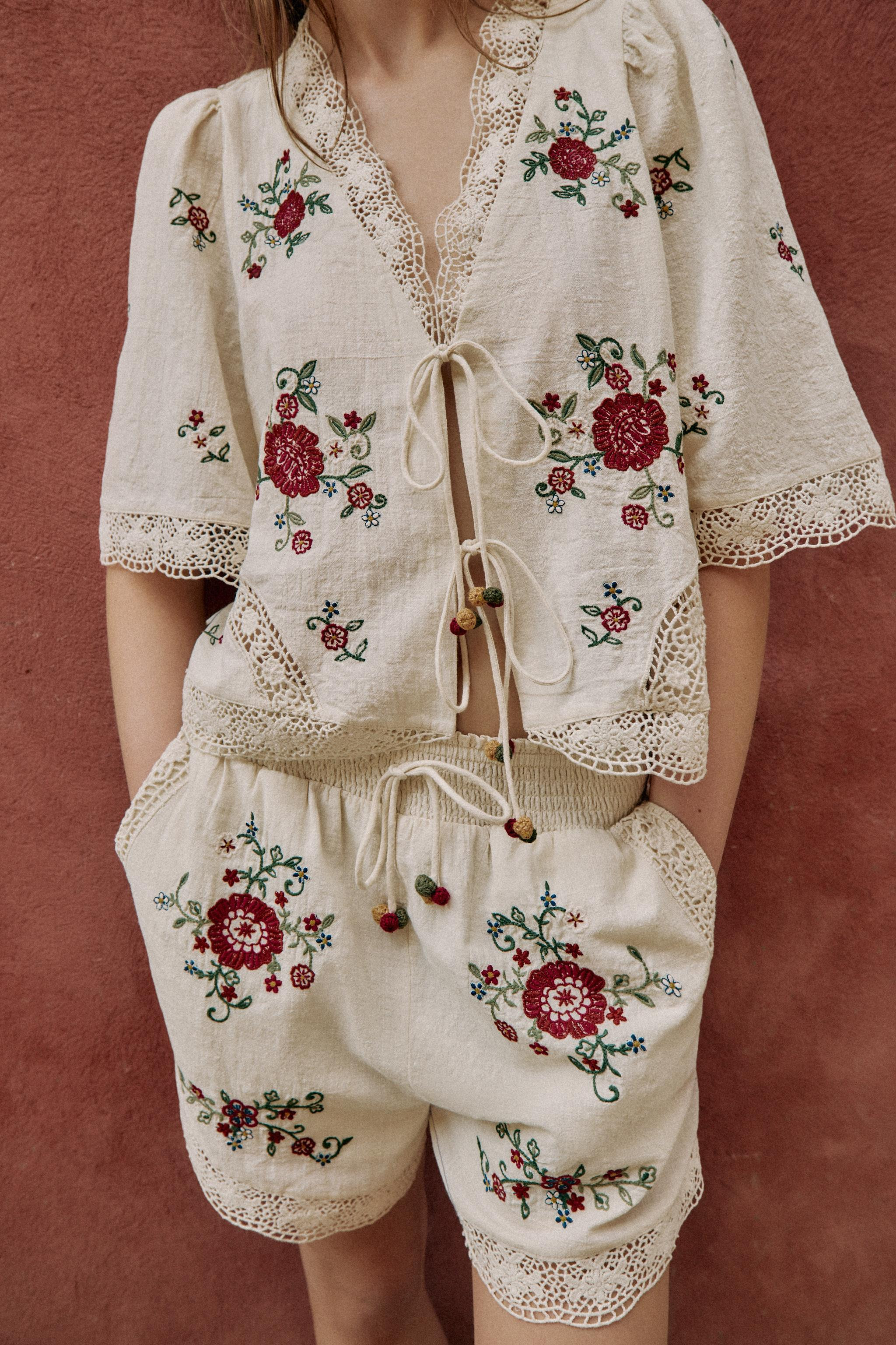 EMBROIDERED FLORAL SHORTS | Zara UK