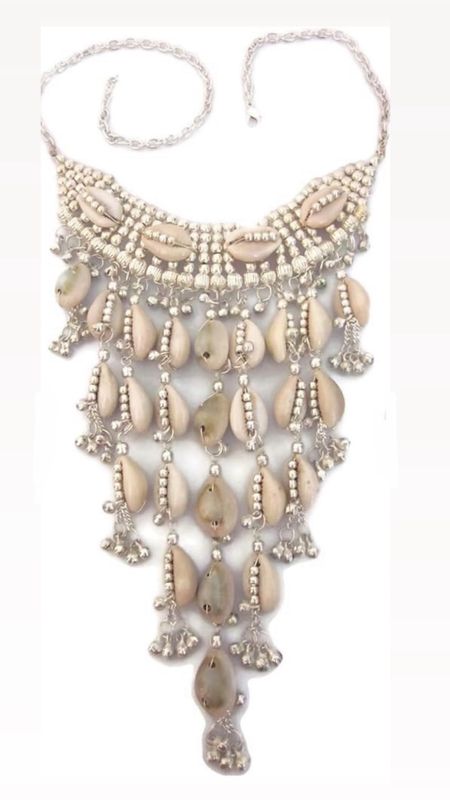 Love this shell necklace 

#LTKStyleTip #LTKFestival #LTKFindsUnder50