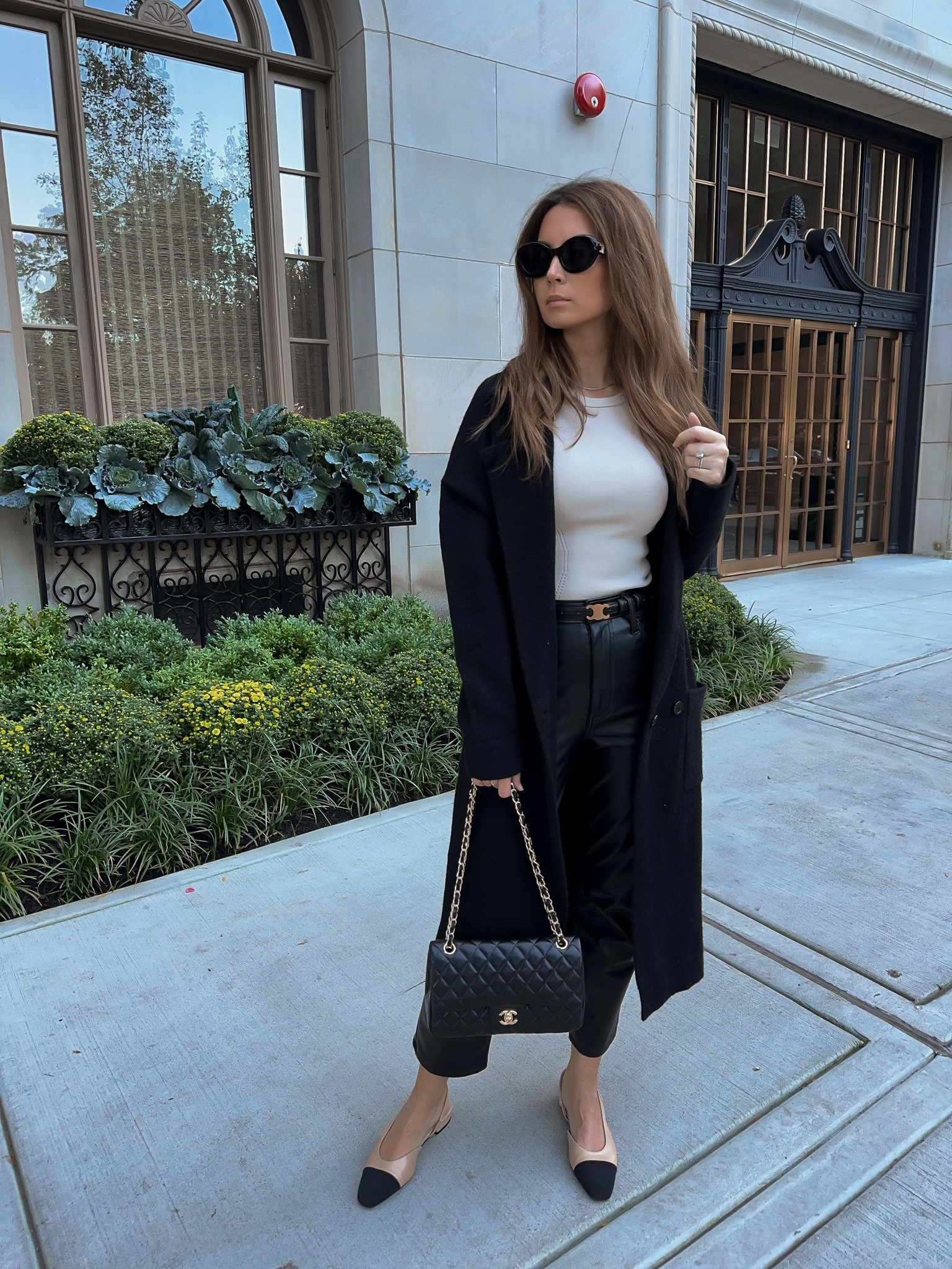 Fall OOTD 🖤

#merokeety #merokeetyofficial   @merokeetyofficial


#LTKfindsunder100 #LTKstyletip #LTKSeasonal