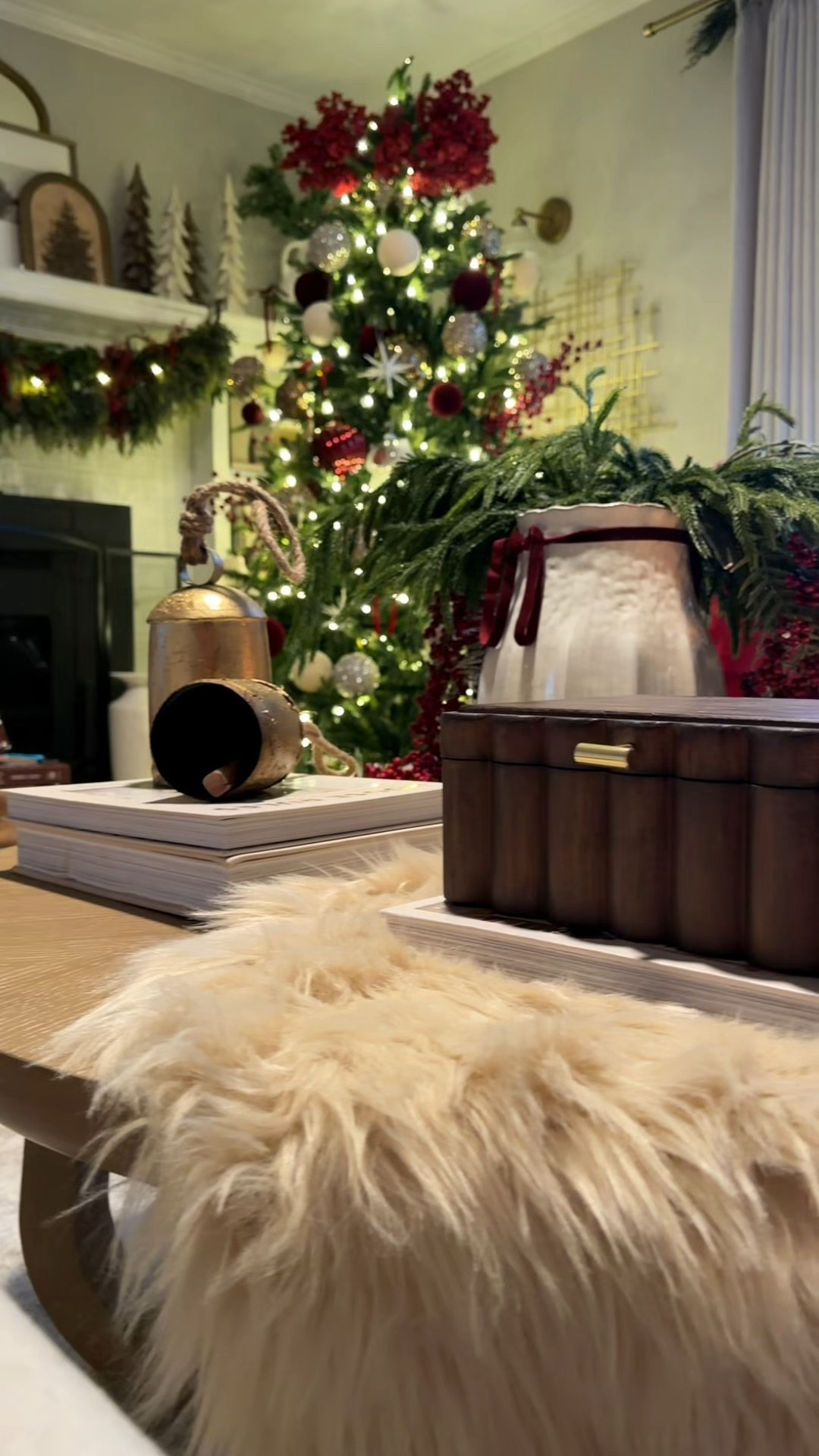 Coffee table decor for Christmas 

#LTKHome #LTKHoliday #LTKGiftGuide