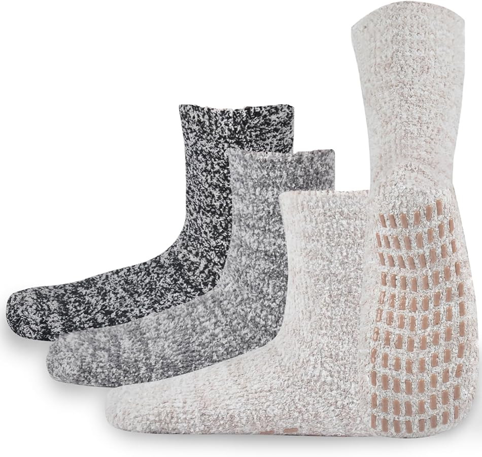 JORMATT 3 Pairs Ultra Thick Grip Fuzzy Socks Non Skid Slipper Hospital Socks Unisex | Amazon (US)