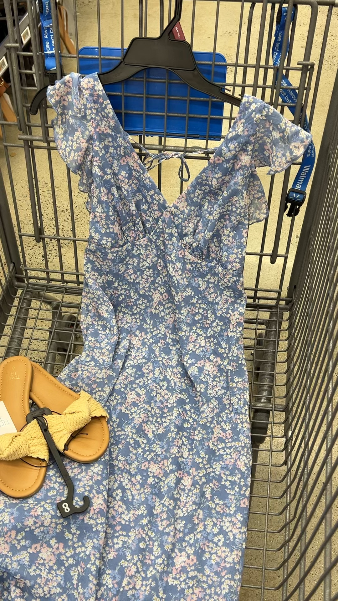 Easter dress for women at Walmart! Under $20. Go up one size. I take a medium. Also comes in white. #walmartfashion 