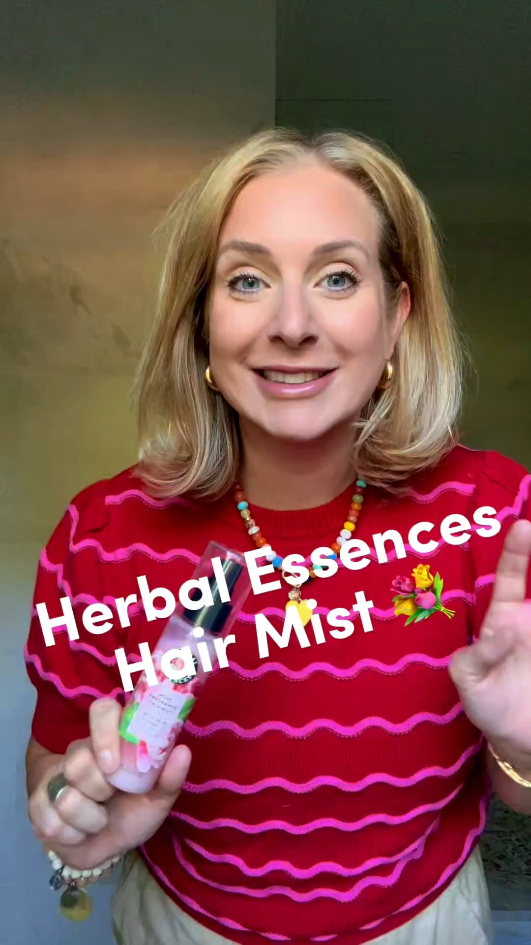 One of the best smells in the world!  Now in a hair mist!! 💐👱‍♀️ Easy to use and a fun product to incorporate in your routine… and throughout the day!

#complimentary #scenttrap #herbalessences