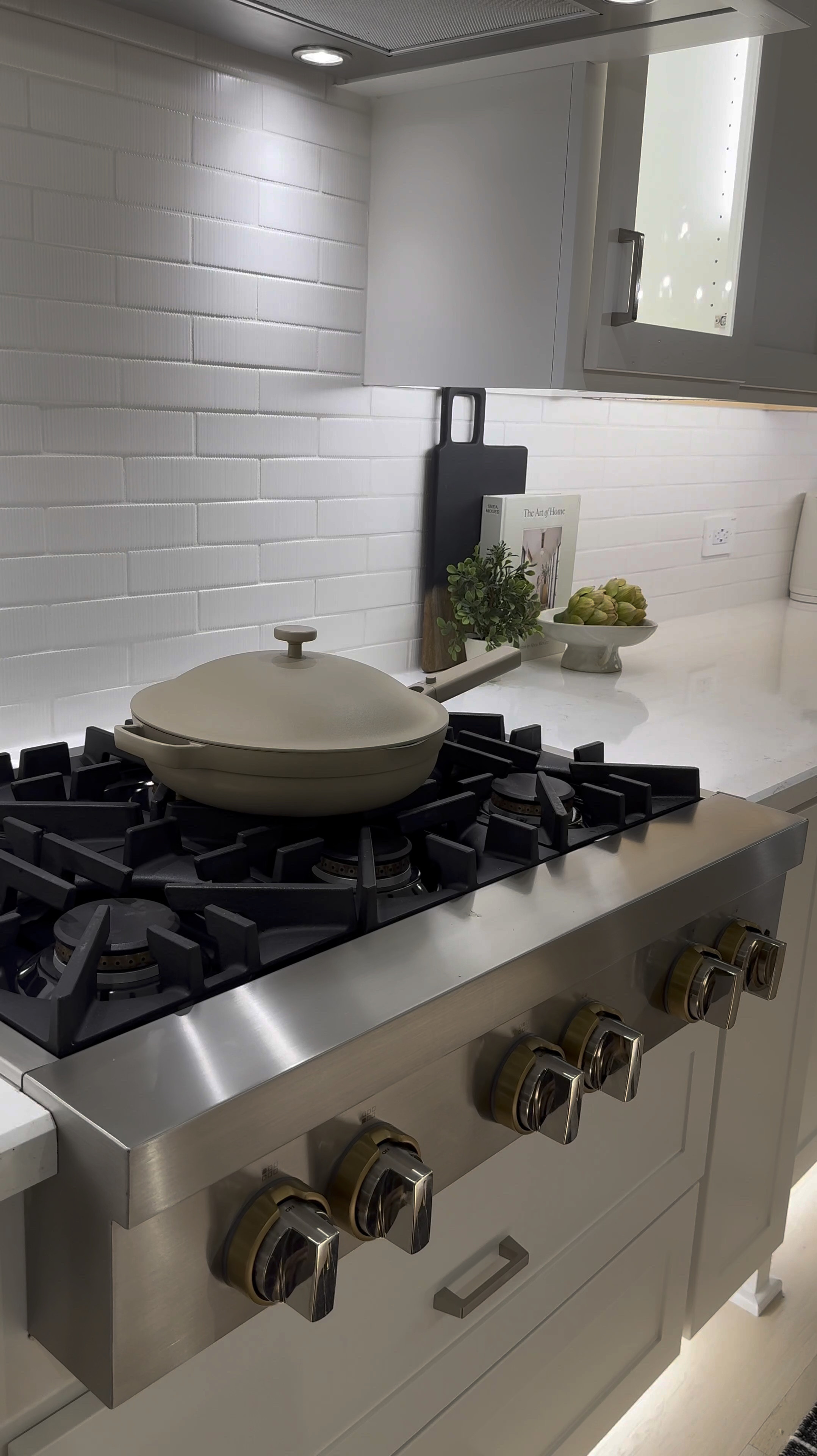 Another stunning addition to my collection!😃 The pan is durable, beautiful, and a breeze to clean. Shop my go-to pan below!

#LTKSaleAlert #LTKHome #LTKStyleTip