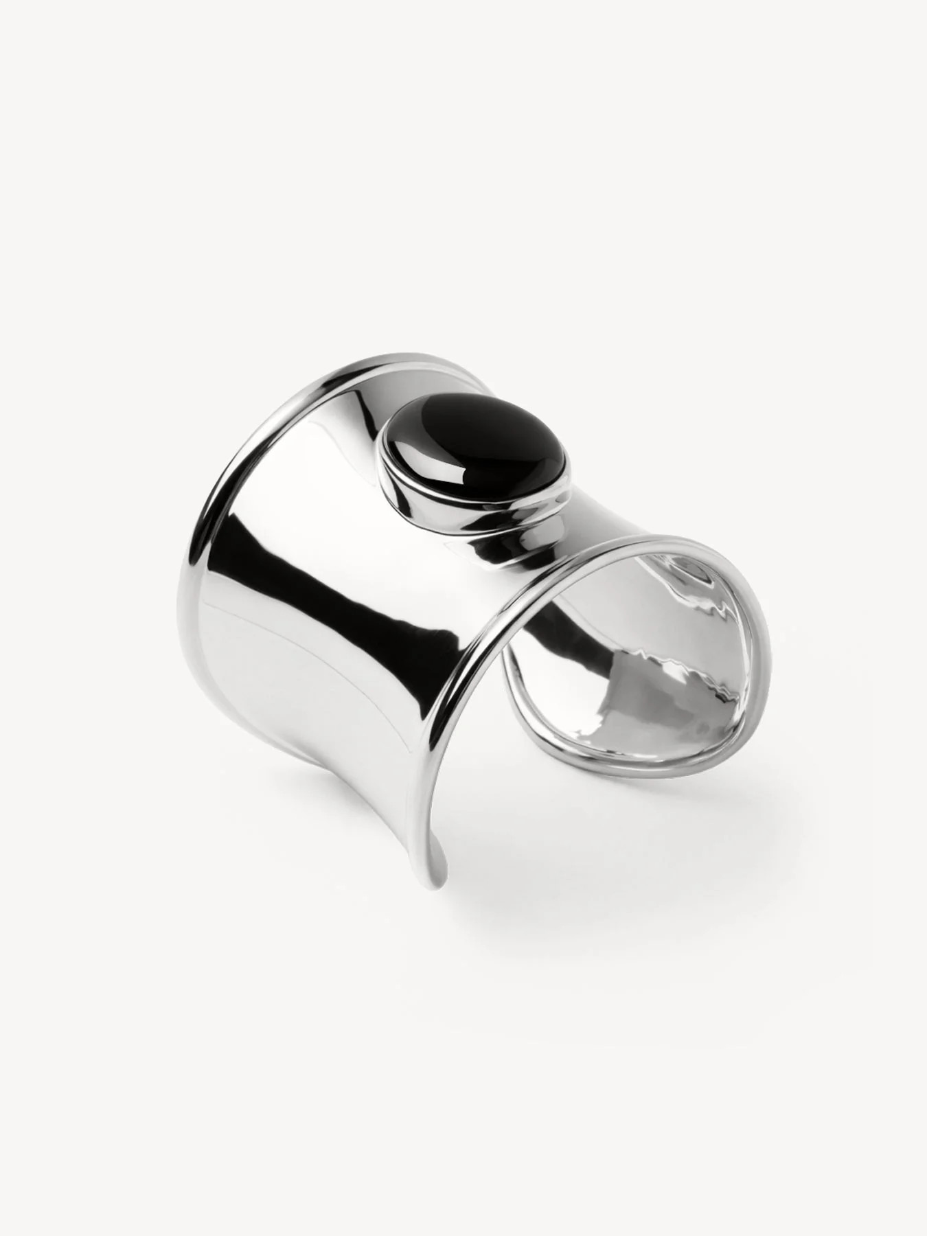 Hera Onyx Cuff | MISHO