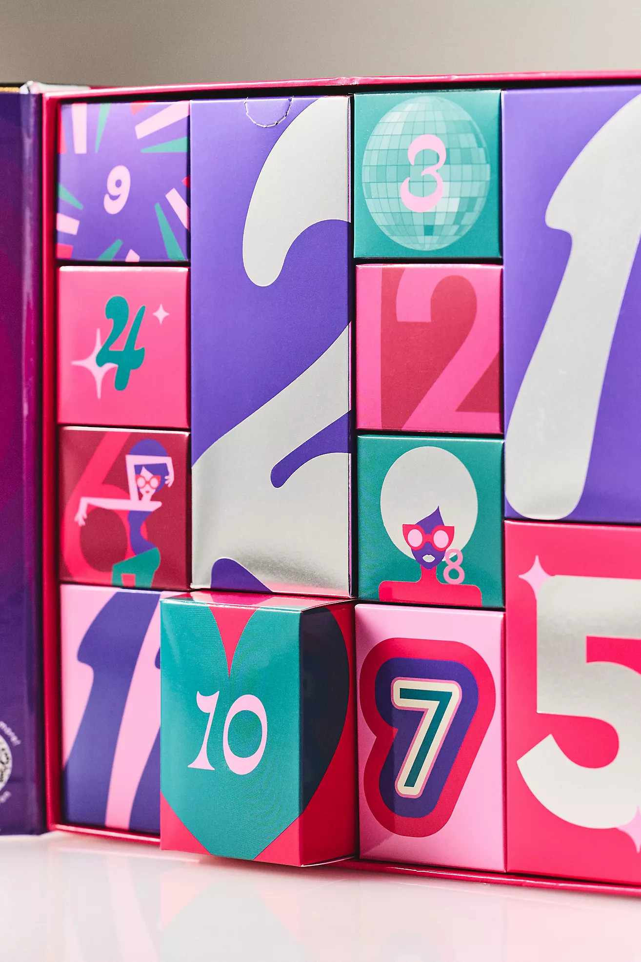 Le Mini Macaron 12 Days of Nails Advent Calendar | Anthropologie (US)