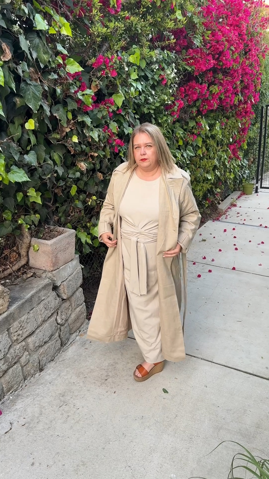 Spring ready in my super comfy organic cotton jersey dress from Modern Citizen, perfectly layered with JLux Label trench for those crisp evening vibes. Effortless style meets comfort 🌿✨ #LTKSeasonal #datenightoutfit #springstyle #organiccotton #trenchcoat